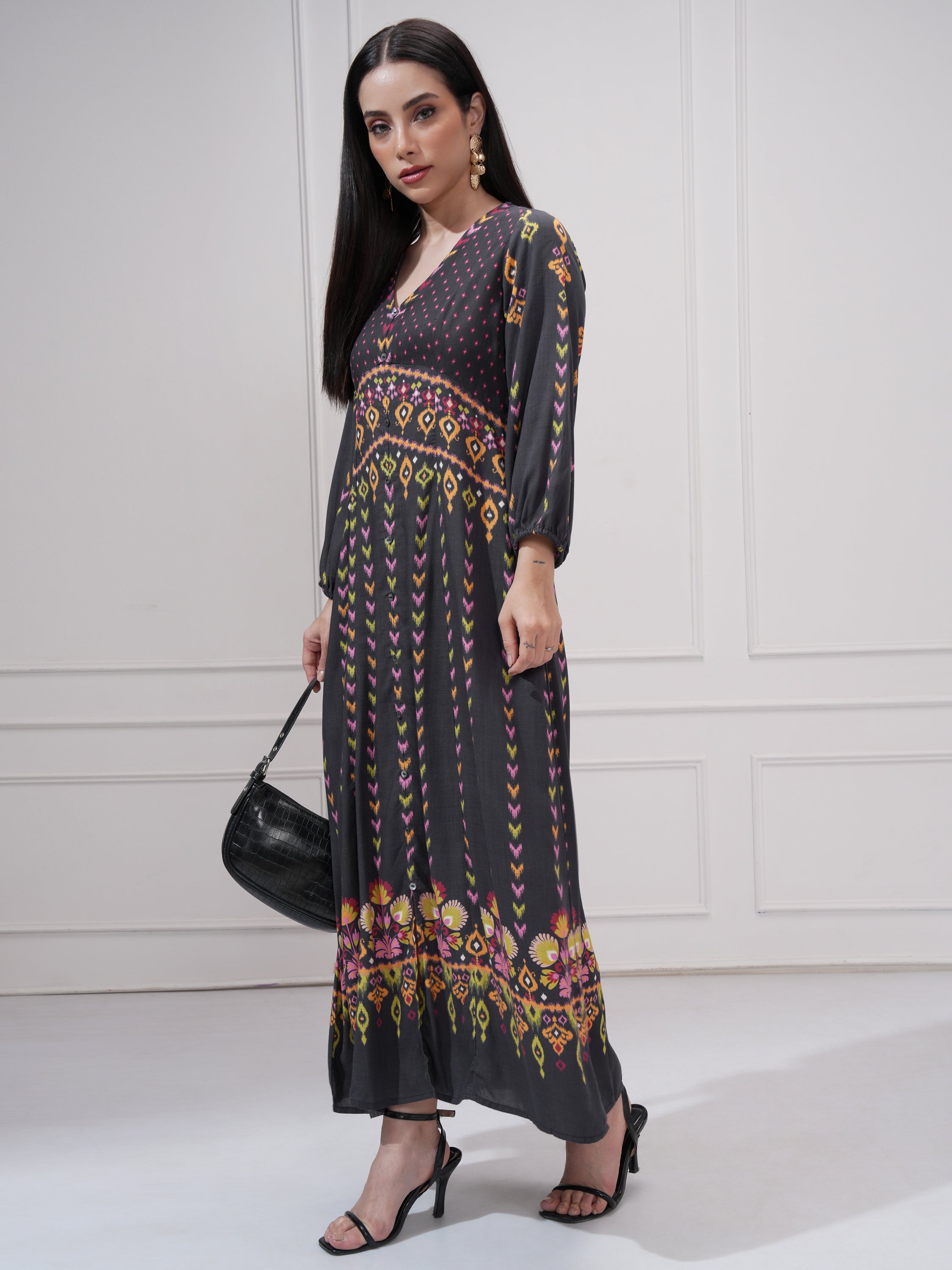 Vishudh Women Black Printed Maxi Dress - Black - Image 4