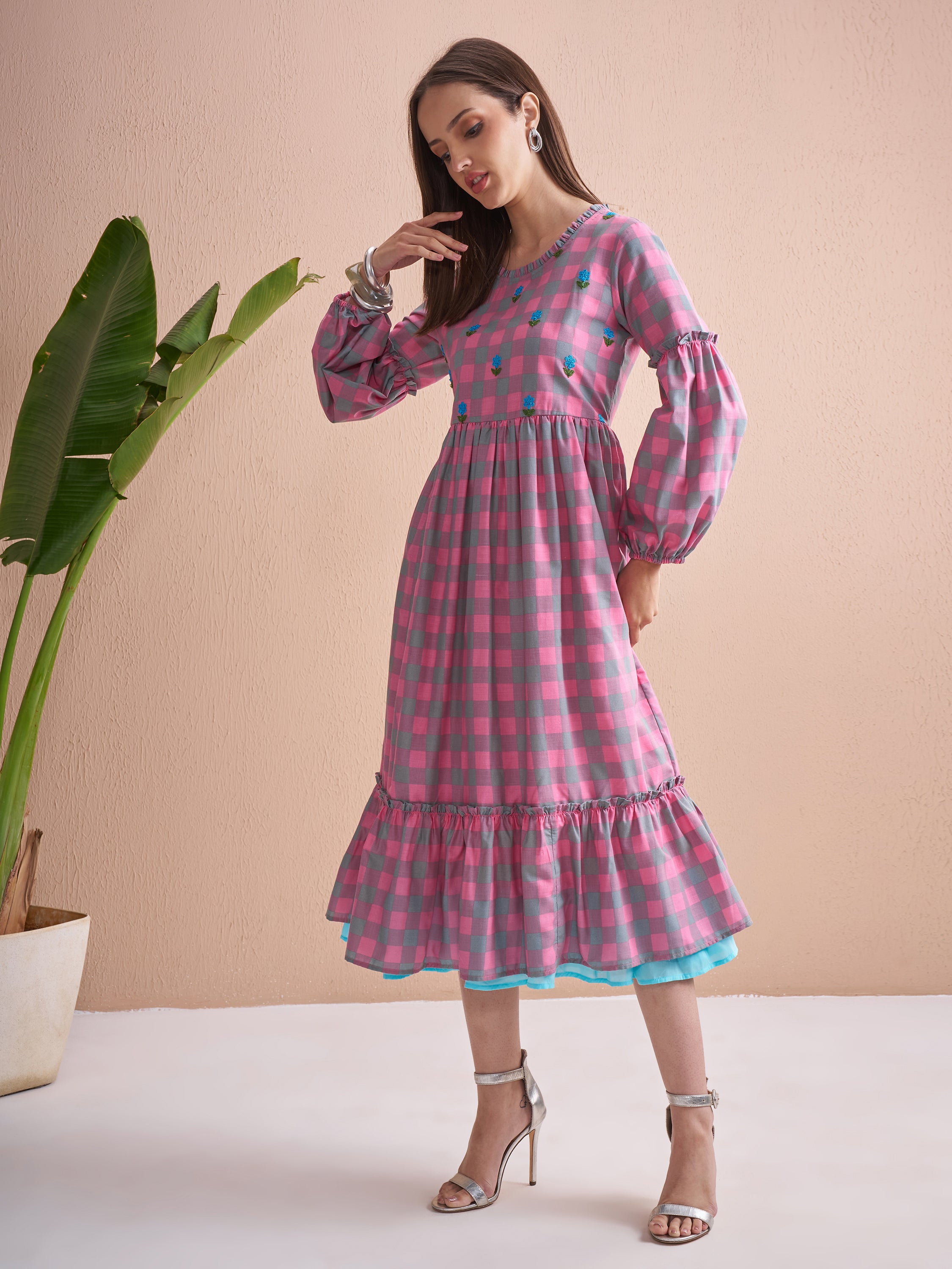 Vishudh Women Pink Checked Fit and Flare Dress - Pink - Image 4