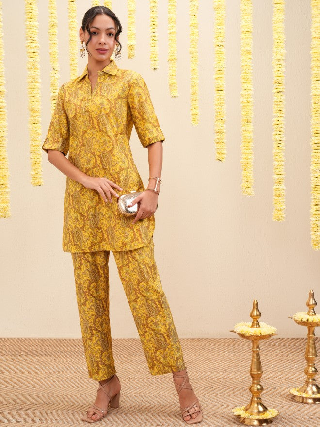 Vishudh Women Yellow Tunic With Trousers Co-Ords - Yellow - Image 2