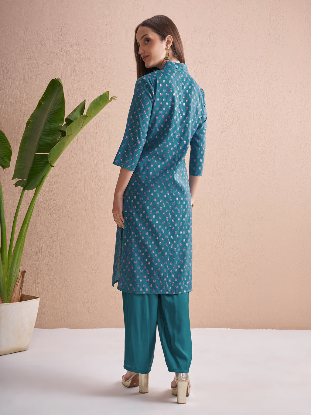 Vishudh Women Blue Top With Palazzos - Blue - Image 3