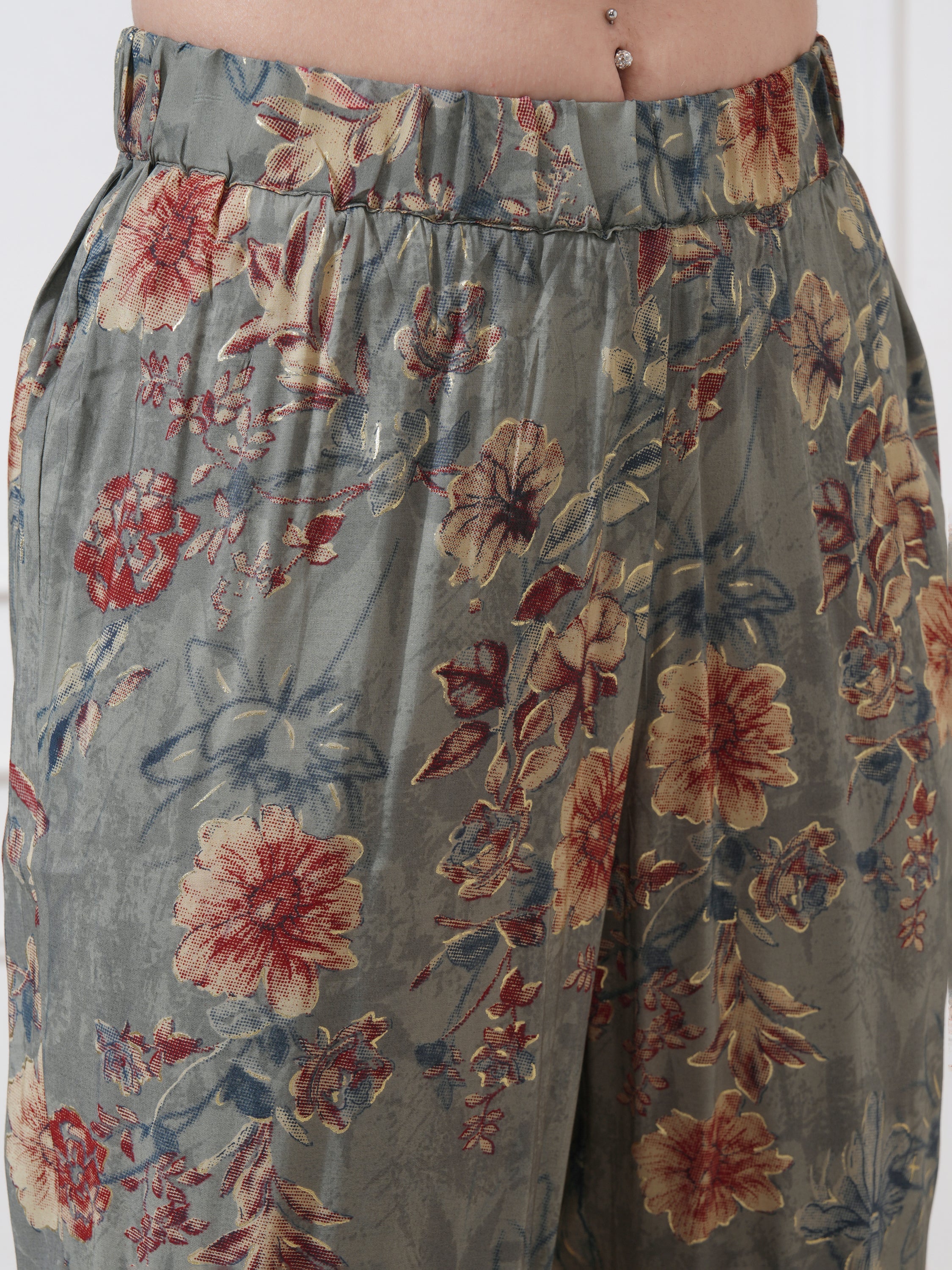 Vishudh Women Maroon Tunic With Trouser - Maroon - Image 8