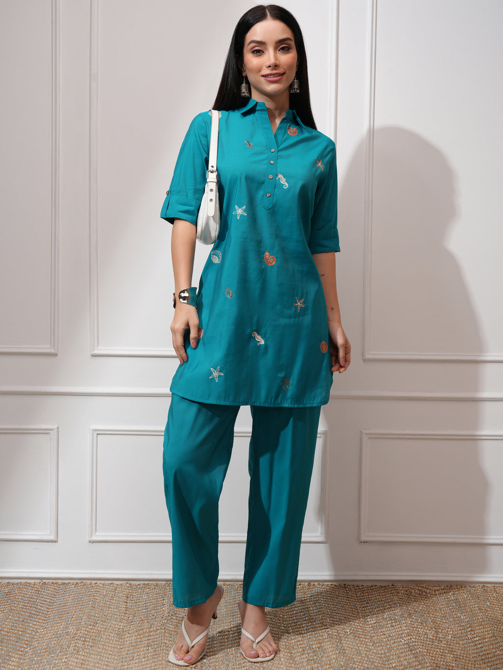 Vishudh Women Blue Tunic With Palazzos - Blue - Image 2