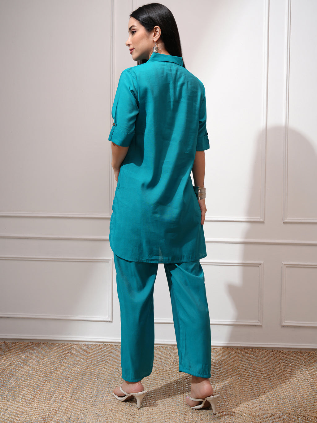 Vishudh Women Blue Tunic With Palazzos - Blue - Image 3