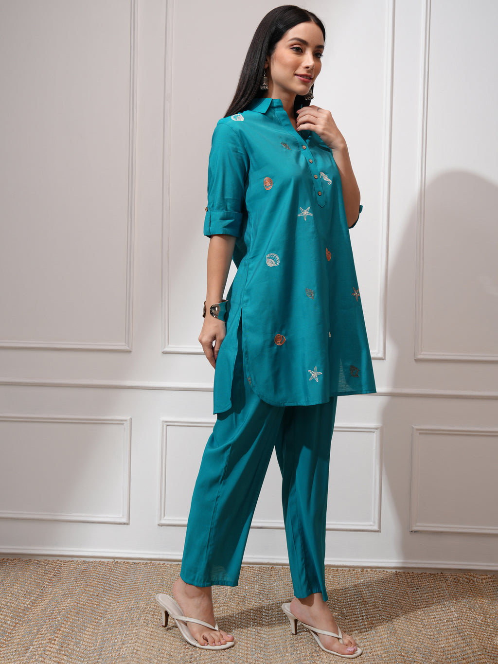 Vishudh Women Blue Tunic With Palazzos - Blue - Image 6