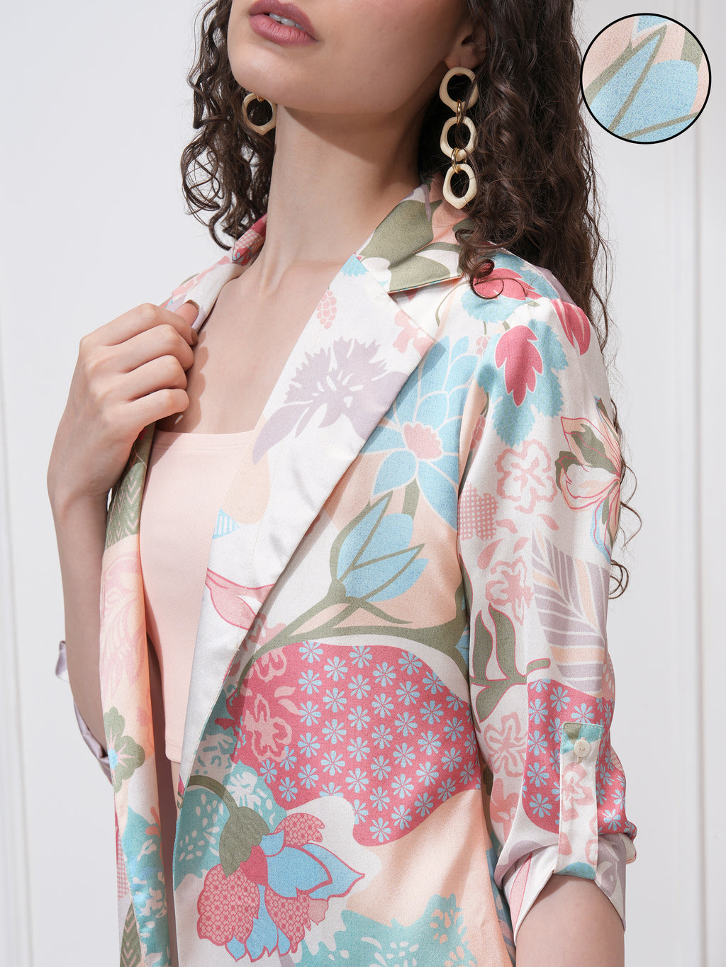 Vishudh Women Beige Blazer With Trouser - Beige - Image 5