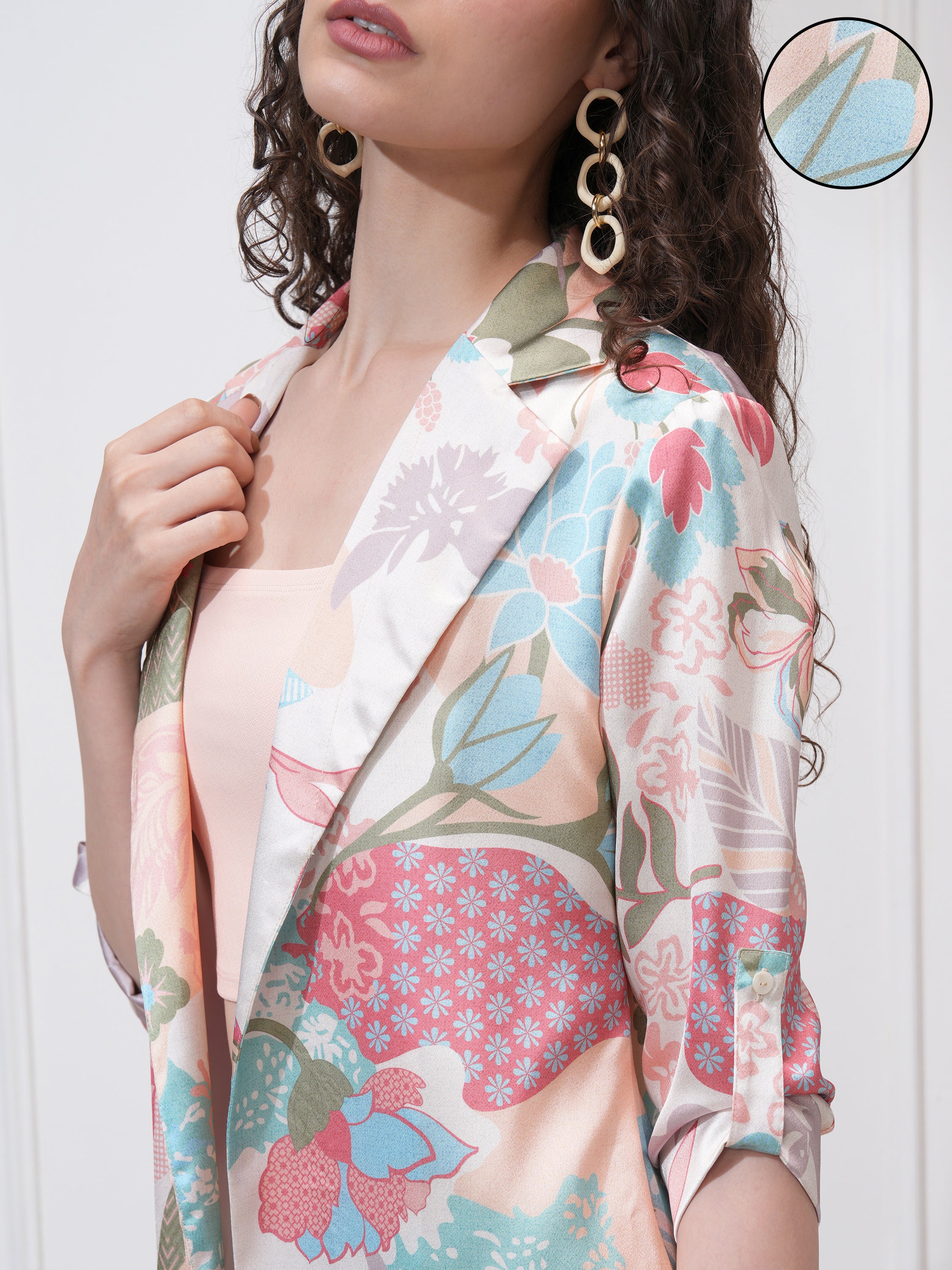 Vishudh Women Beige Blazer With Trouser - Beige - Image 5