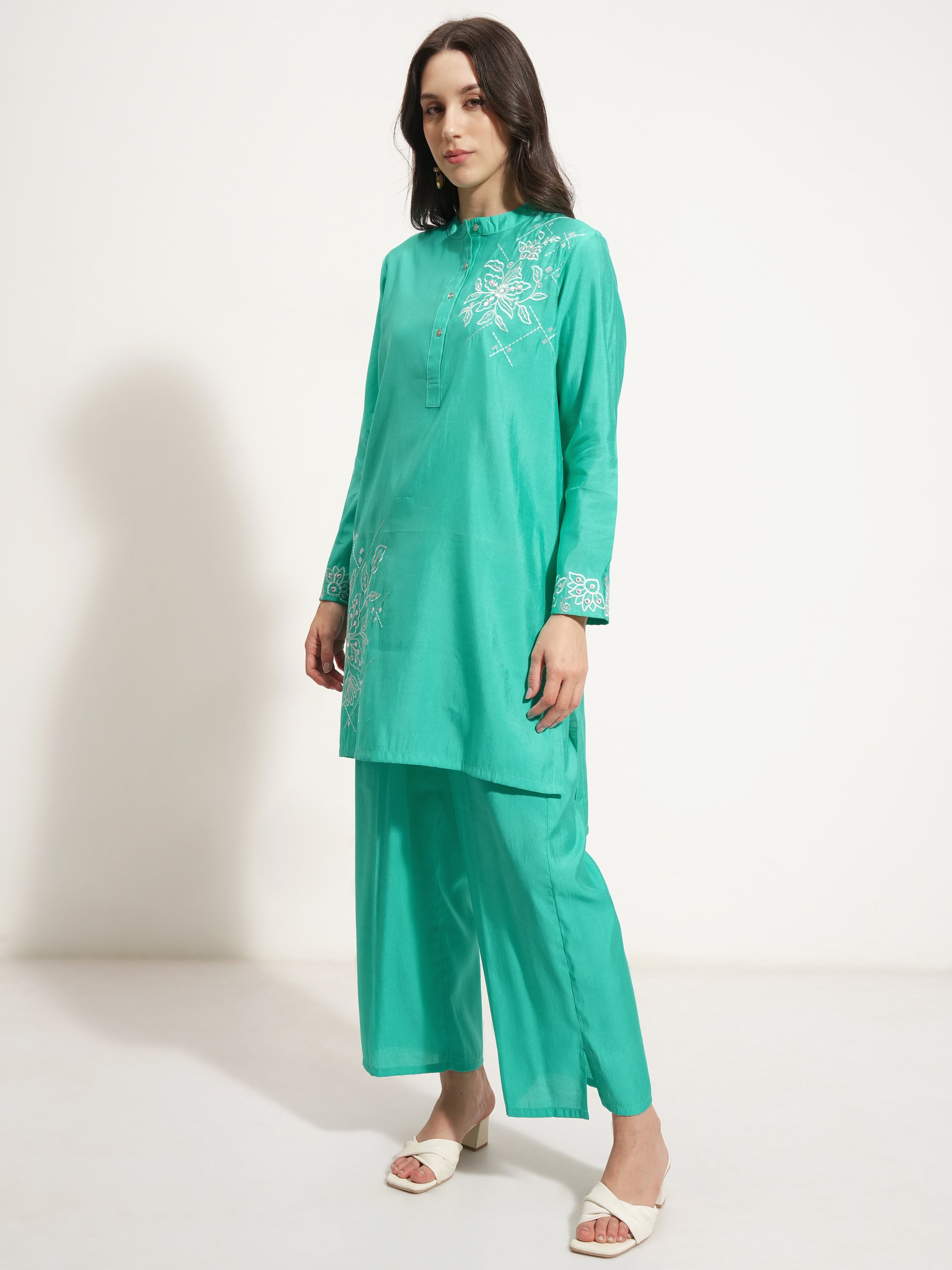 Vishudh Women Turquoise Top With Trouser - Turquoise - Image 4