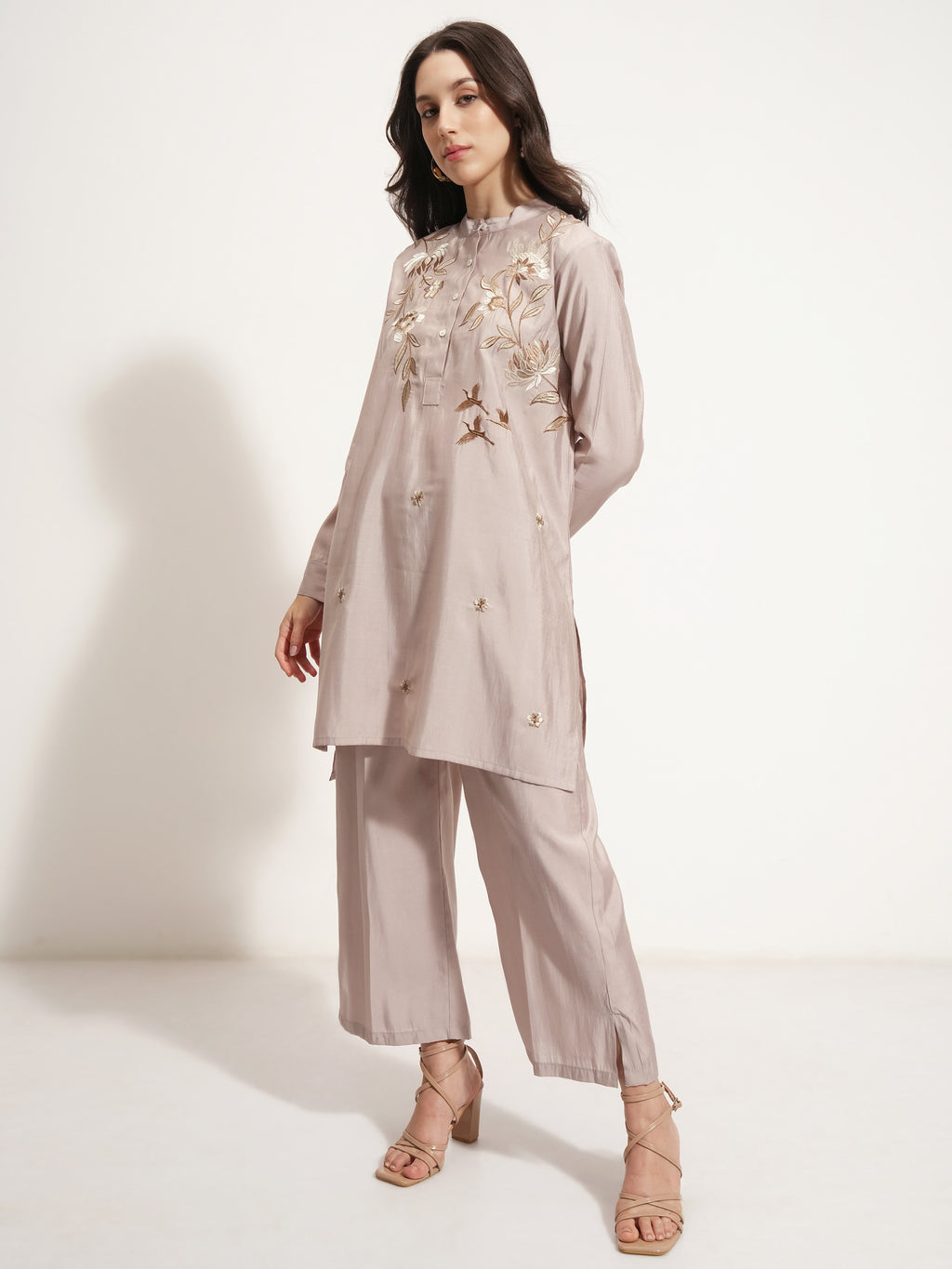 Vishudh Women Beige Tunic With Trouser - Beige - Image 4