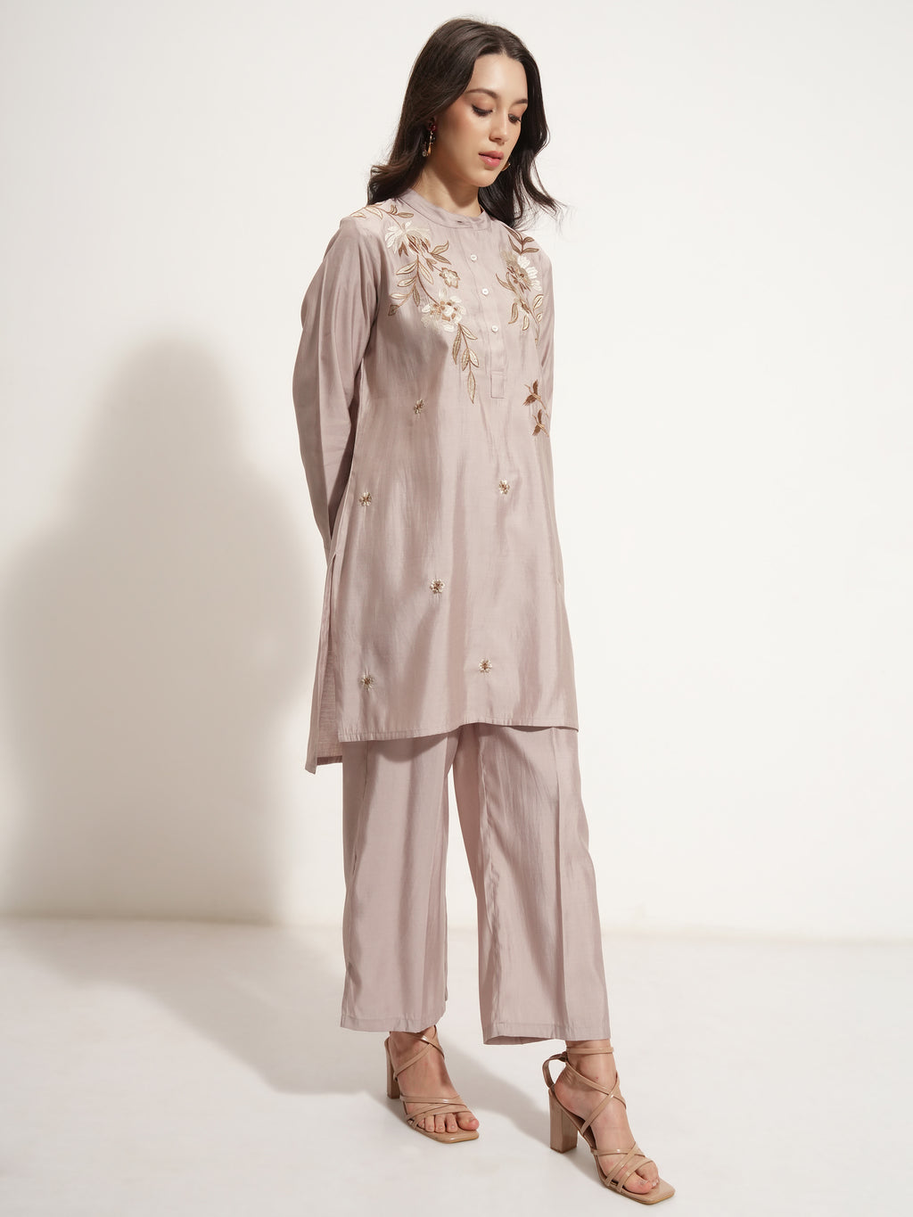 Vishudh Women Beige Tunic With Trouser - Beige - Image 6