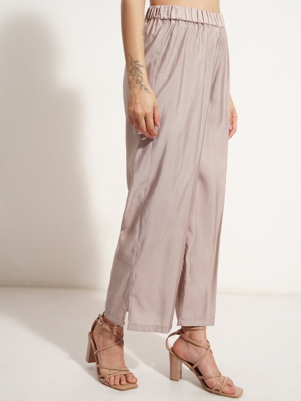 Vishudh Women Beige Tunic With Trouser - Beige - Image 7