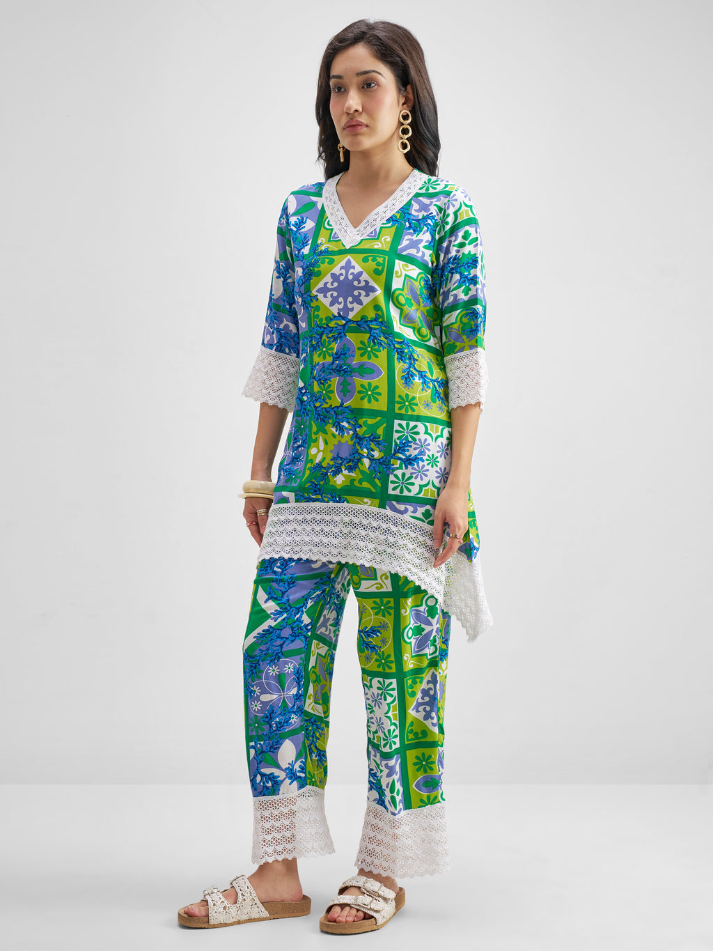 Vishudh Women Multi Top With Trouser Co-Ords - Multi - Image 2