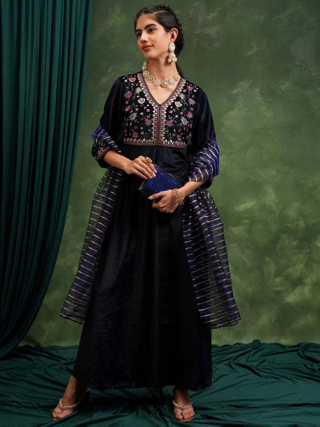 Embroidered Maxi Dress - Navy Blue - Image 1