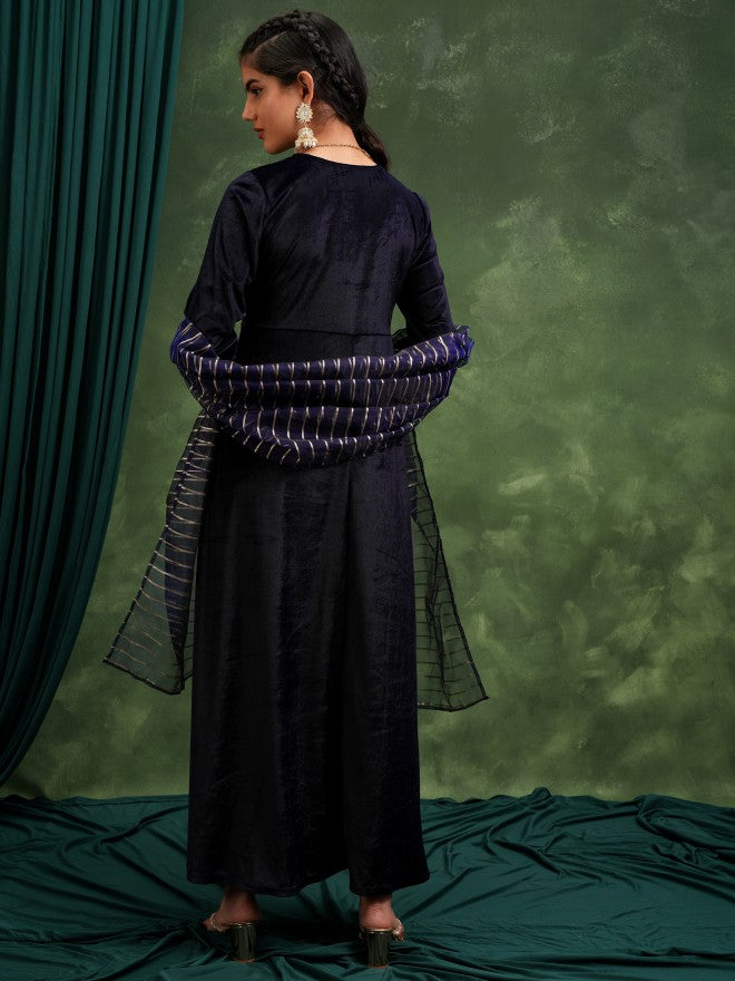 Embroidered Maxi Dress - Navy Blue - Image 3