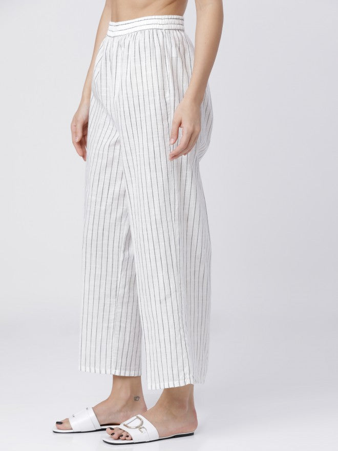 Women Off White & Black Checked Straight Kurta with Palazzo - Off White - Image 7