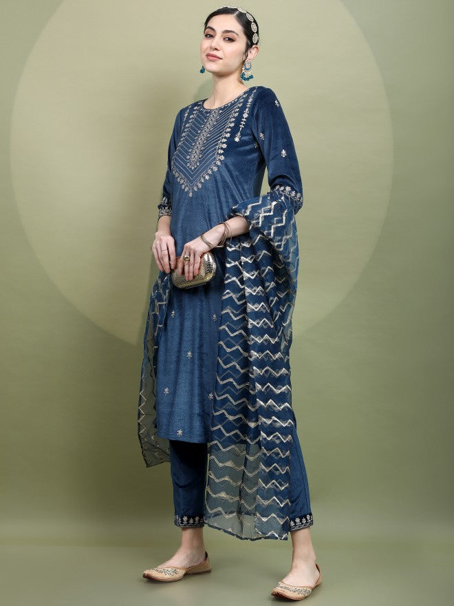 Vishudh Womens Teal Embroidered Velvet Kurta With Trouser And Dupatta - Teal - Image 4