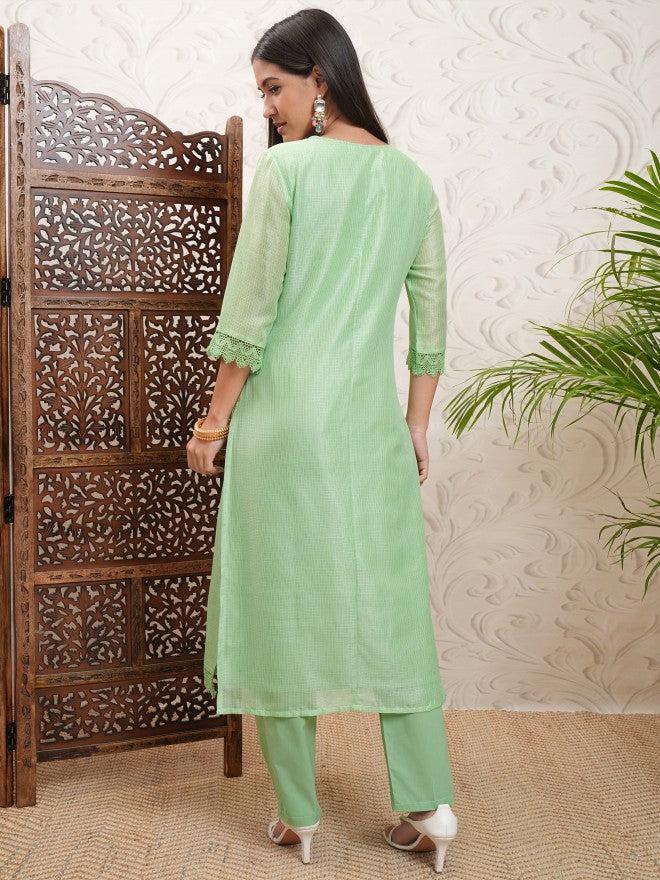 Vishudh Women Green Embroidered Kurta With Trousers - Green - Image 3