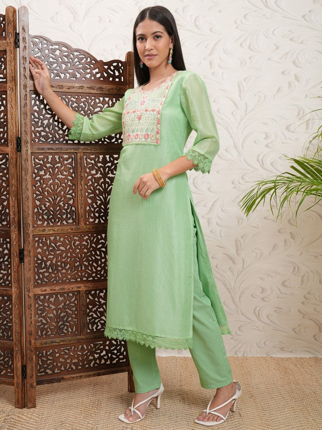 Vishudh Women Green Embroidered Kurta With Trousers - Green - Image 4