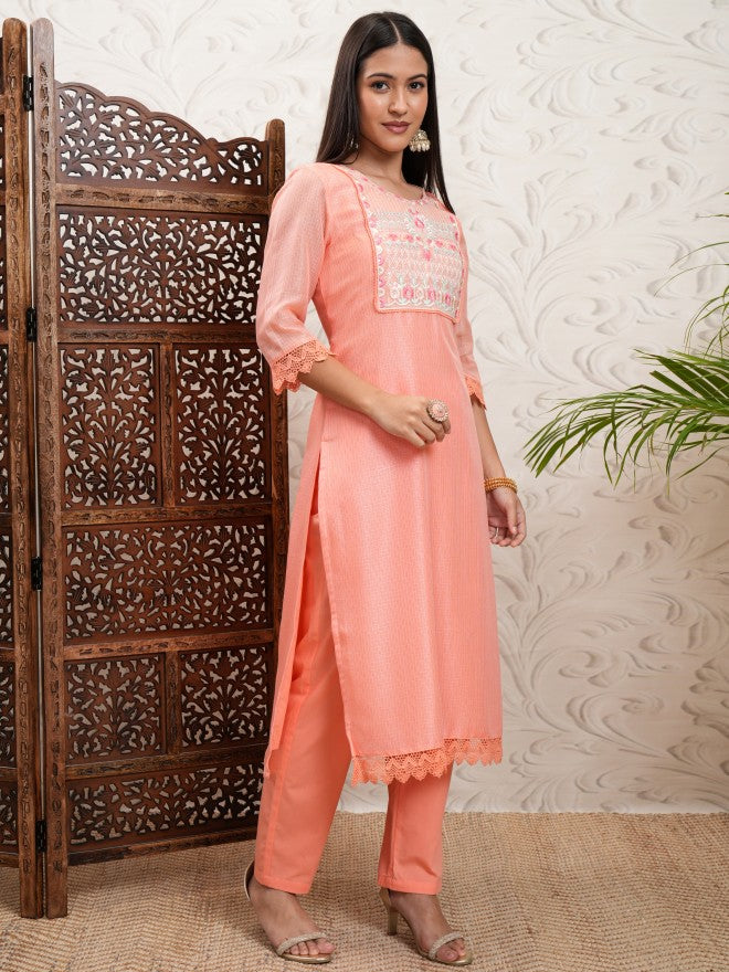 Vishudh Women Coral Embroidered Kurta With Trousers - Coral - Image 6