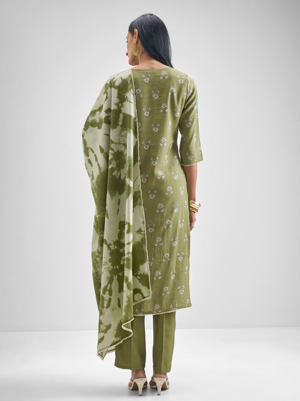 Vishudh Women Green Kurta With Trouser And Dupatta - Green - Image 3