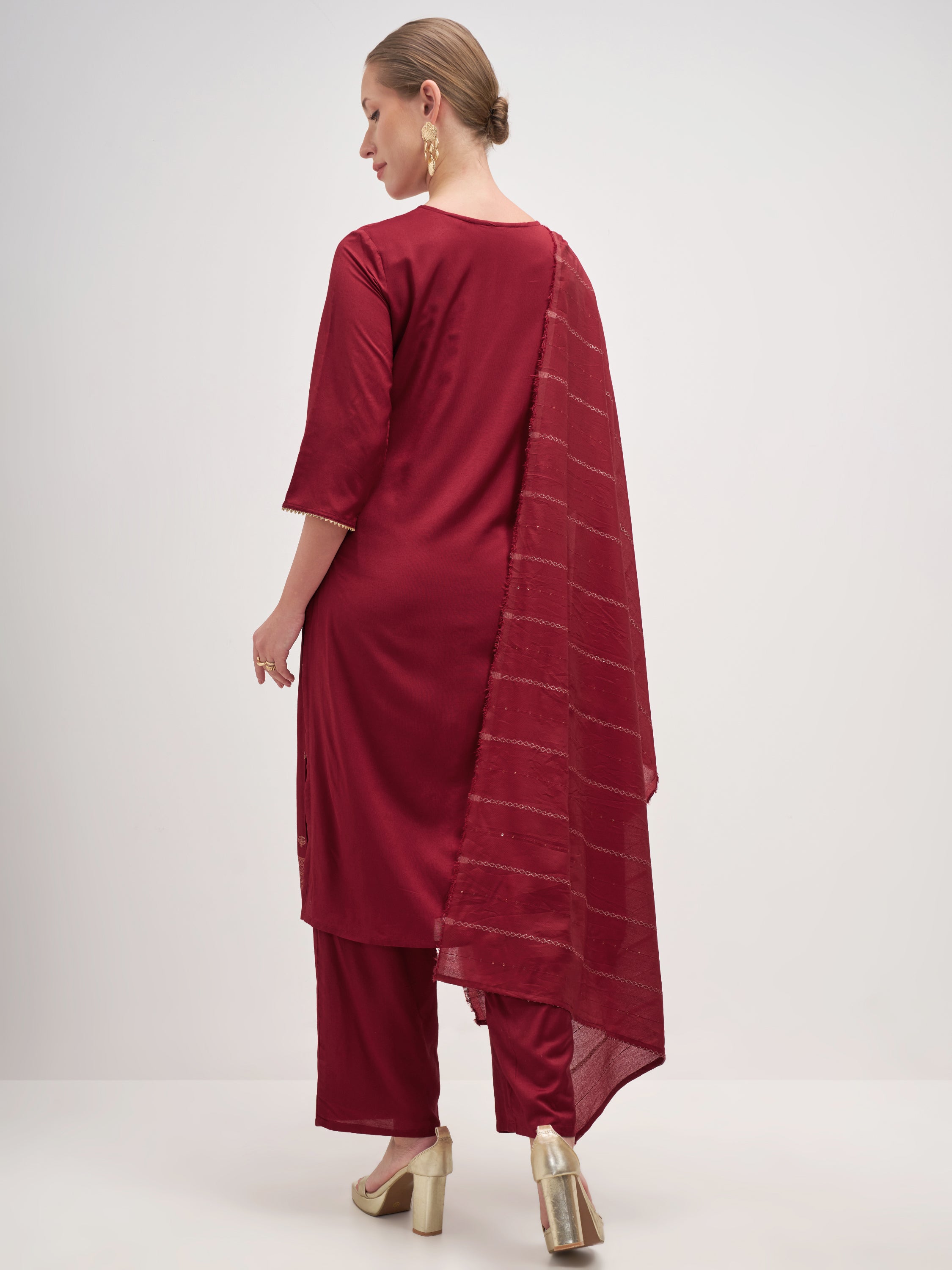 Vishudh Women Maroon Embroidered Kurta And Trouser With Dupatta - Maroon - Image 3