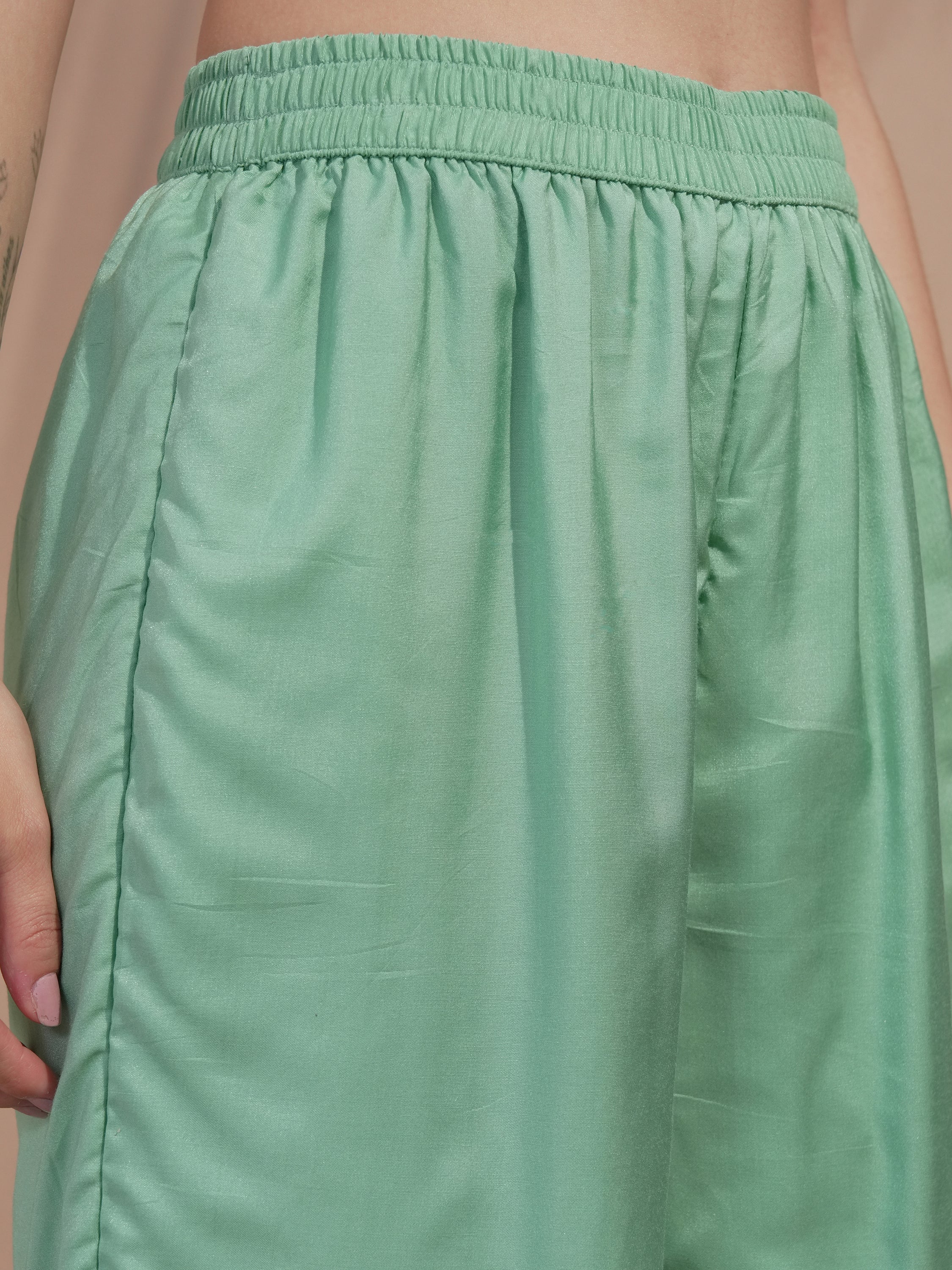 Vishudh Women Green Embroidered Kurta With Trouser And Dupatta - Green - Image 7