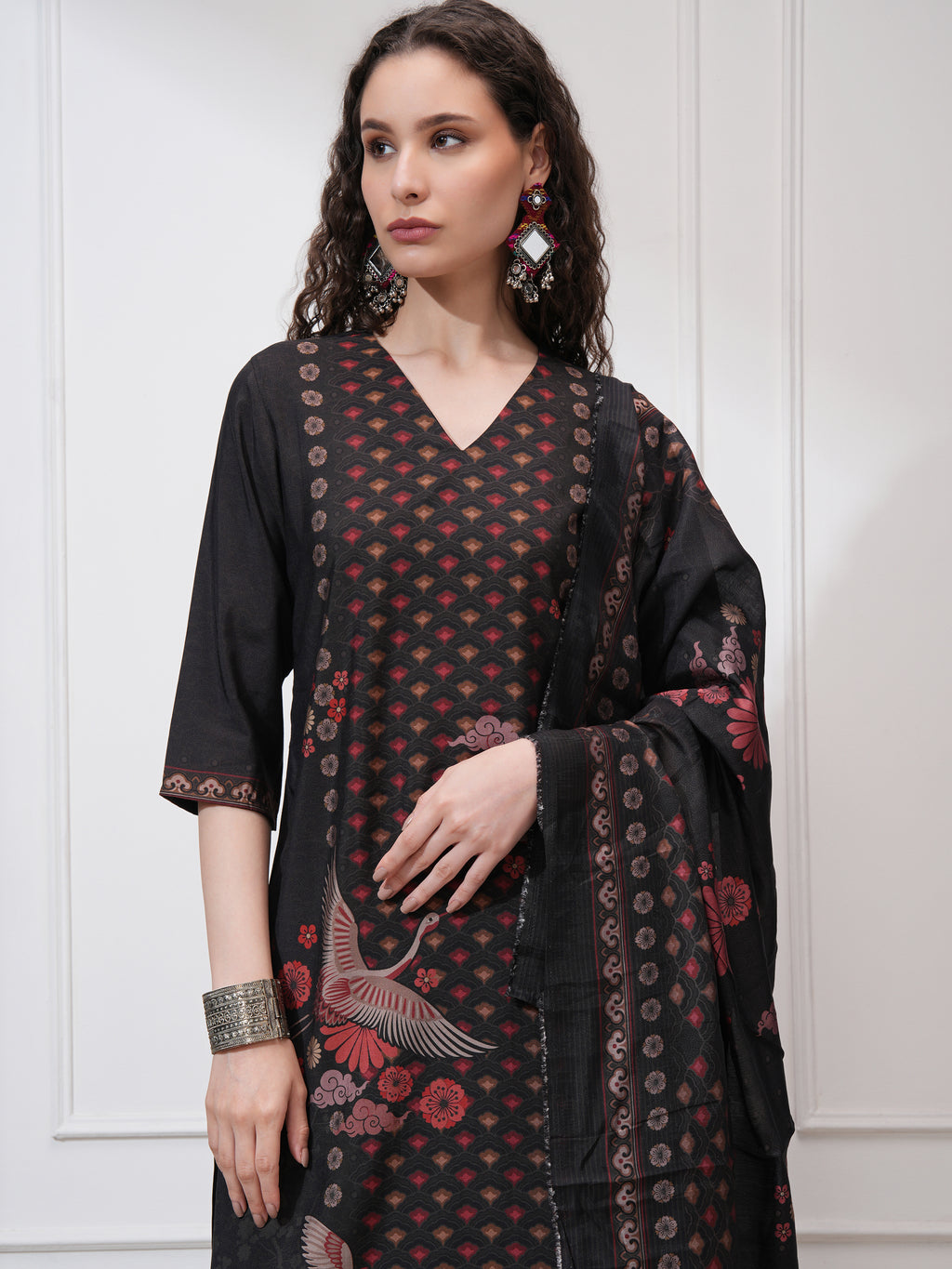 Vishudh Women Black Kurta With Trouser And Dupatta - Black - Image 1