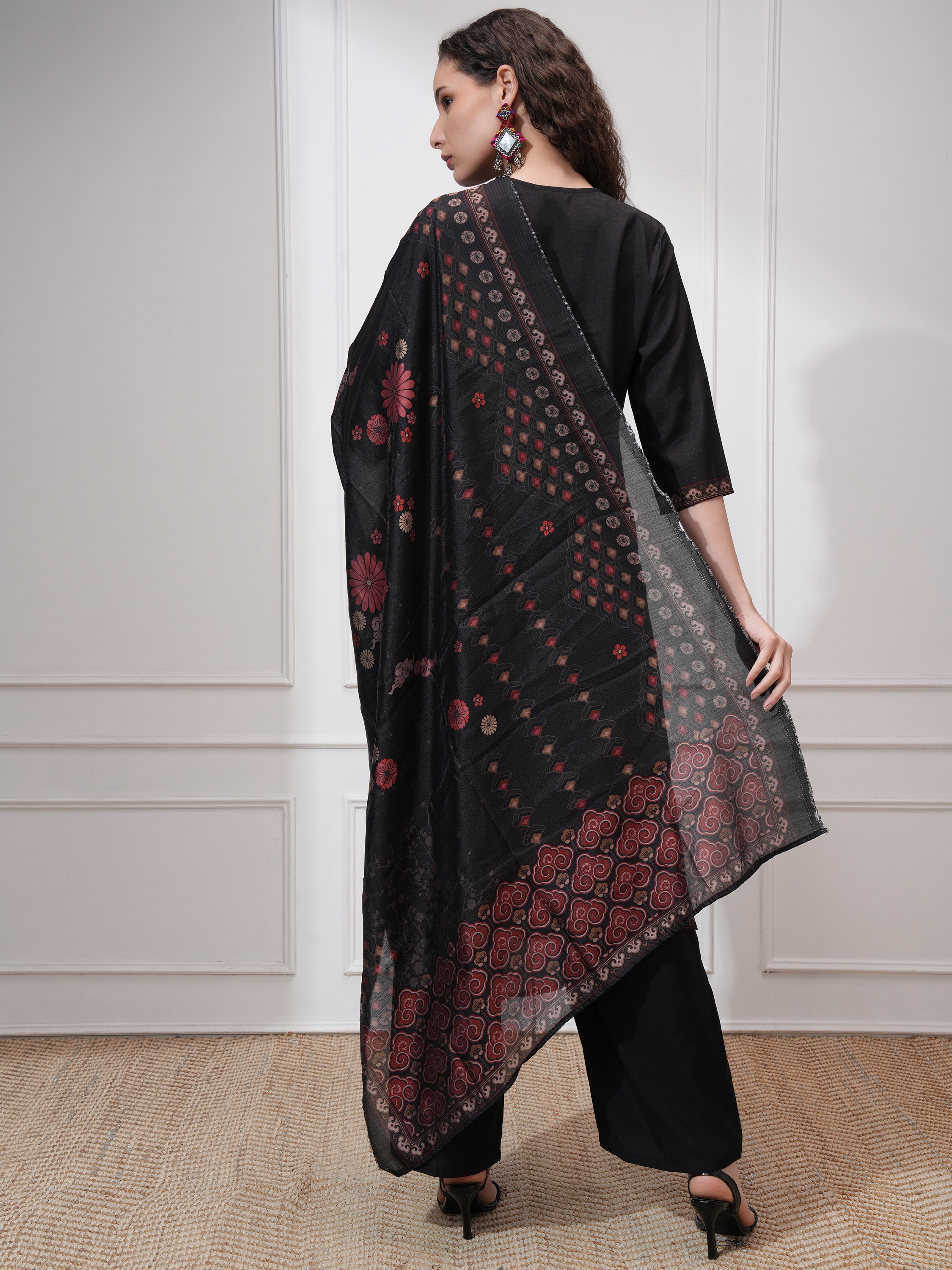 Vishudh Women Black Kurta With Trouser And Dupatta - Black - Image 3