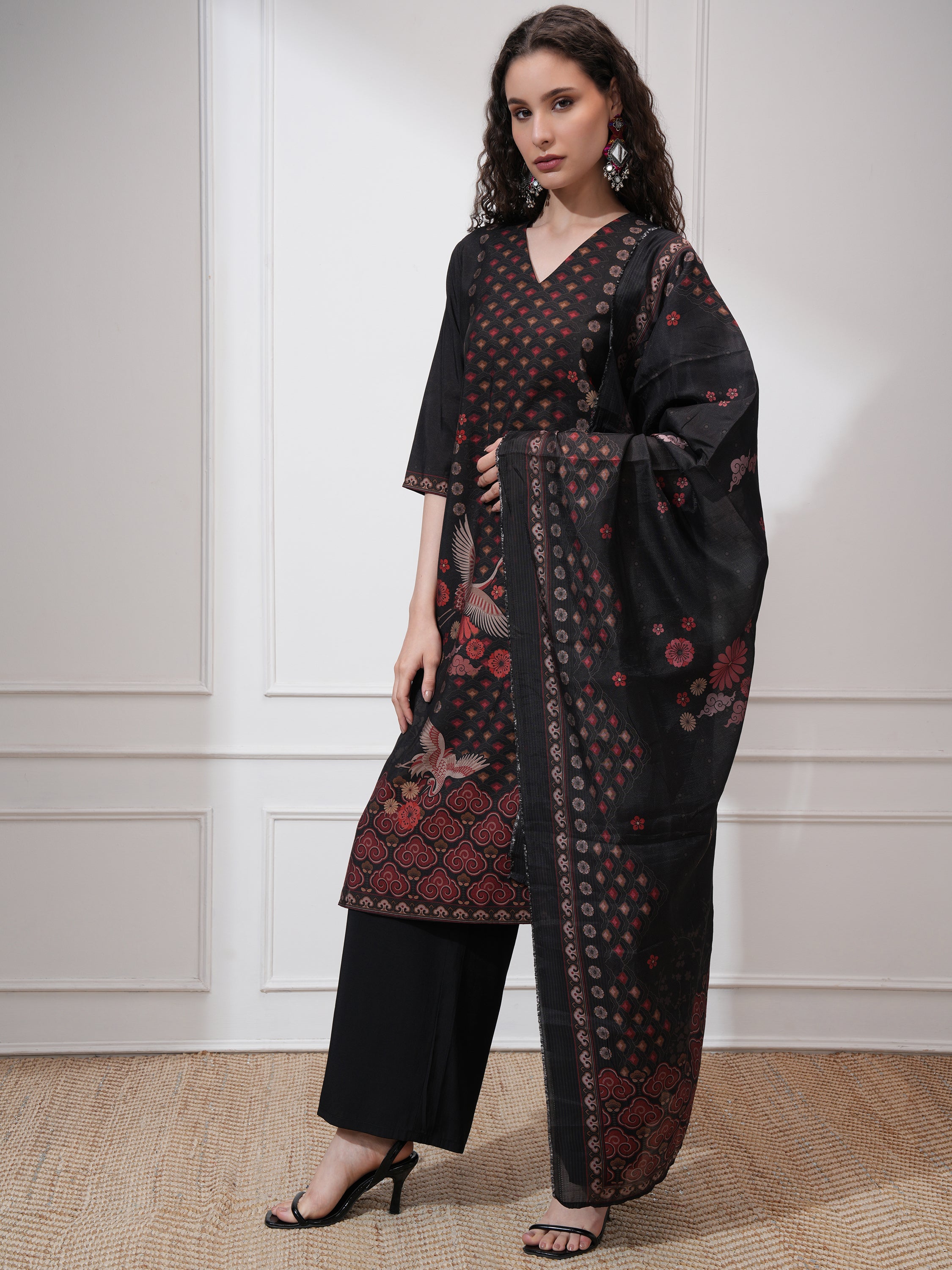 Vishudh Women Black Kurta With Trouser And Dupatta - Black - Image 4