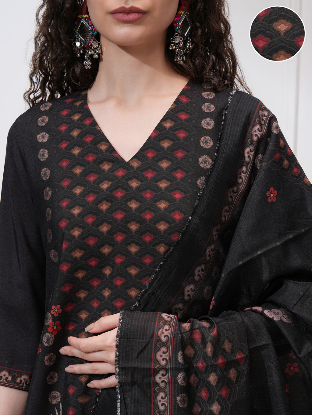 Vishudh Women Black Kurta With Trouser And Dupatta - Black - Image 5