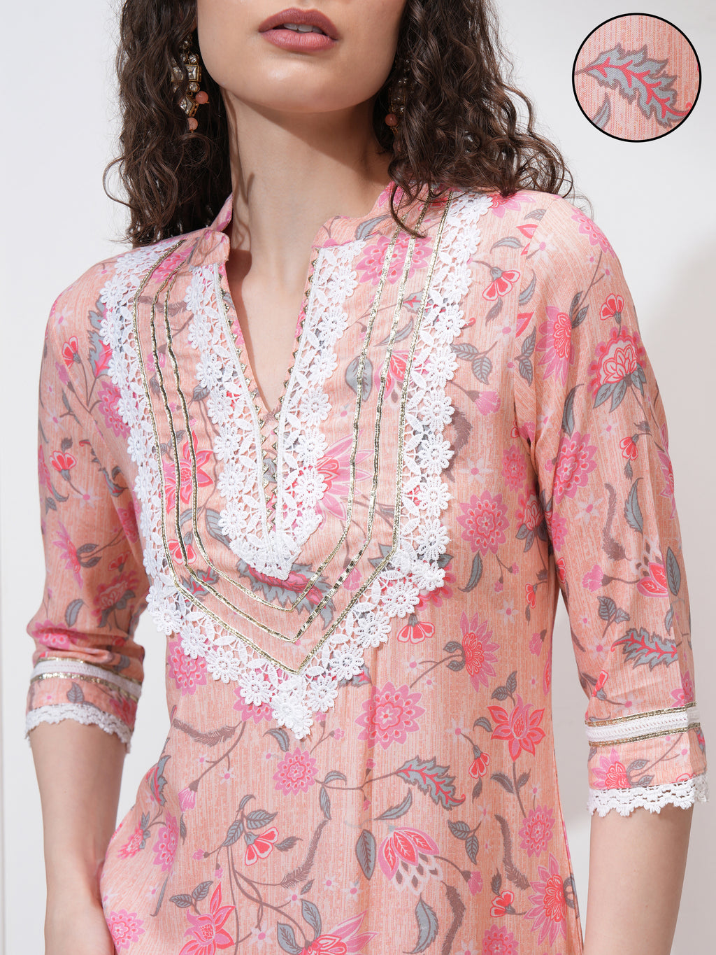 Vishudh Women Pink Kurta With Trouser - Pink - Image 5