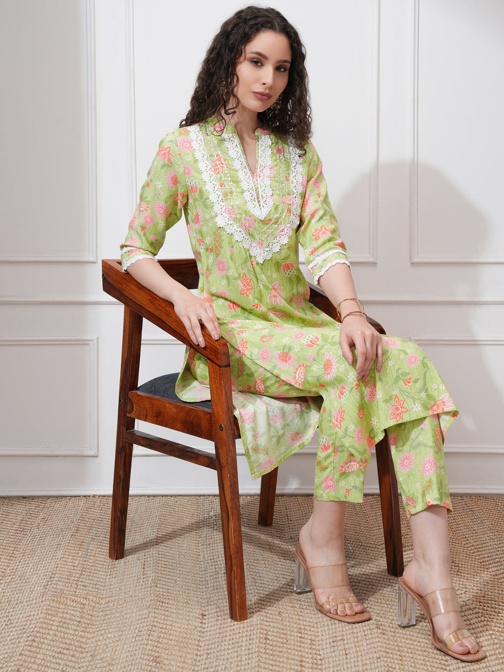 Vishudh Women Lime Green Kurta With Trouser - Lime Green - Image 2