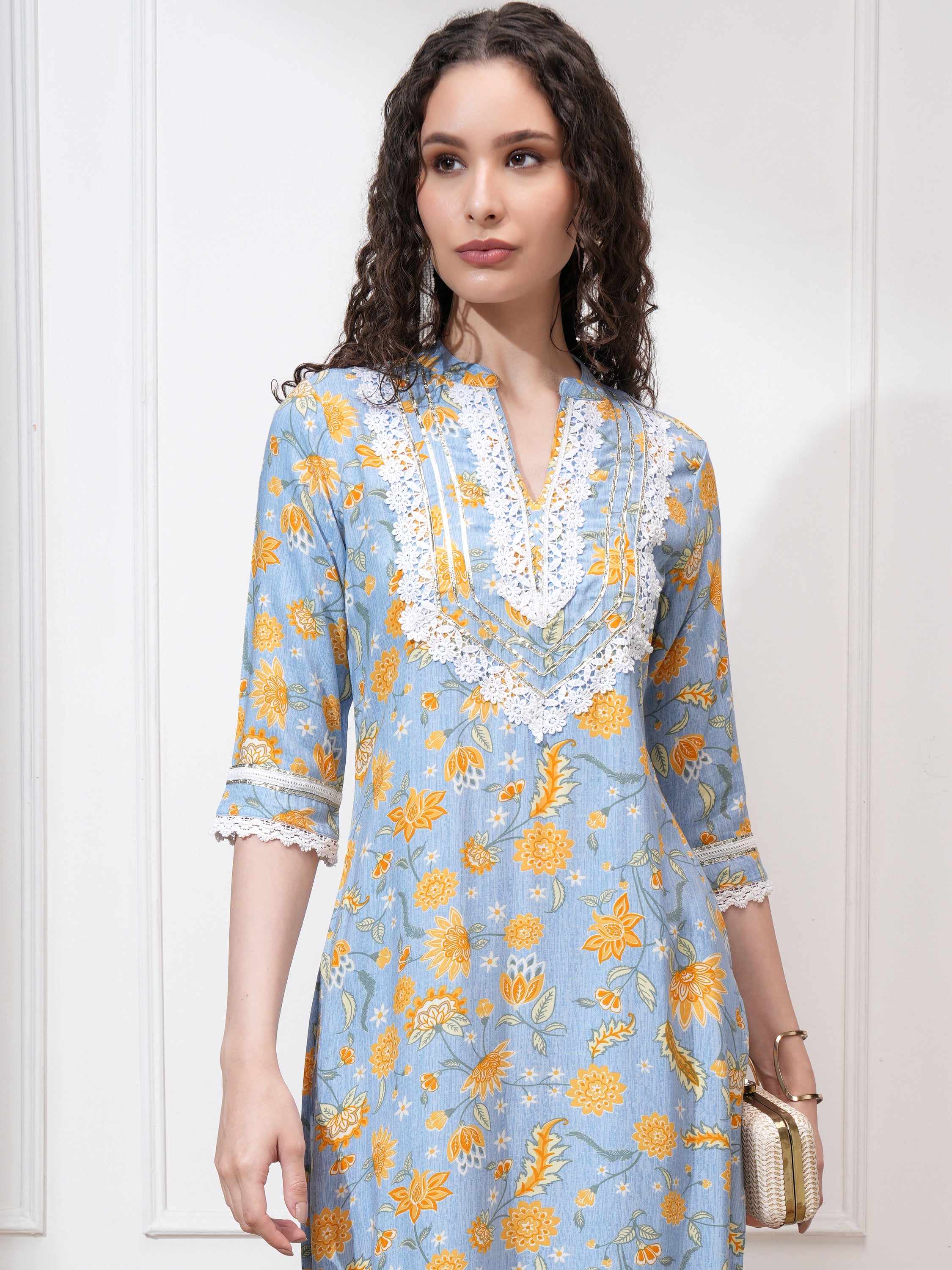 Vishudh Women Blue Kurta With Trouser - Blue - Image 1