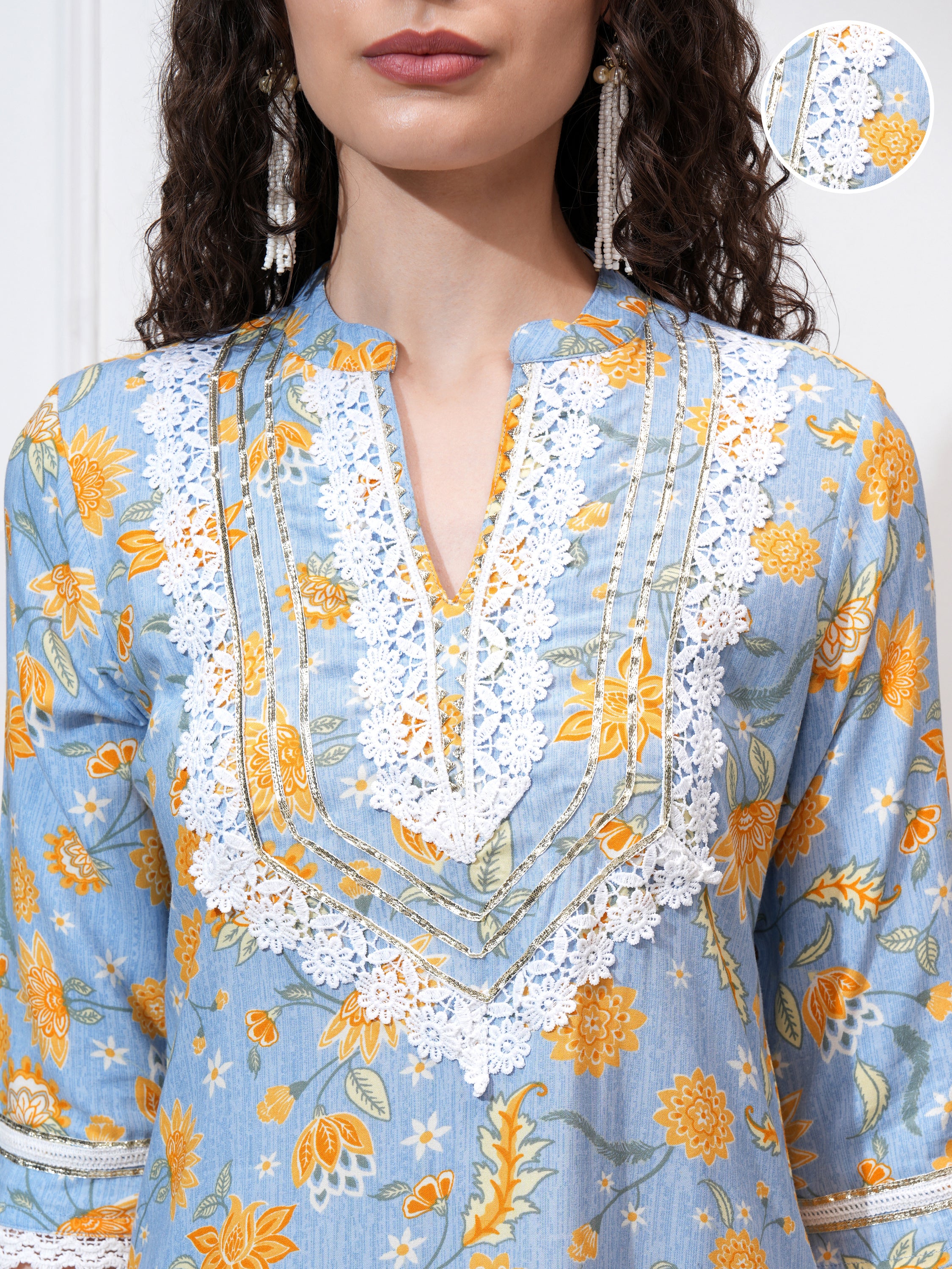 Vishudh Women Blue Kurta With Trouser - Blue - Image 5
