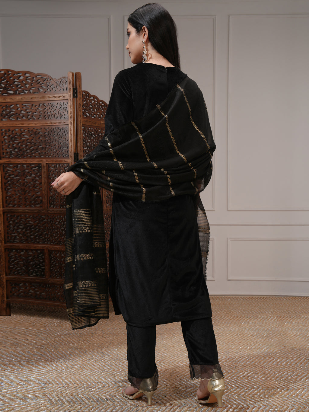 Vishudh Women Black Embroidered Kurta With Trouser And Dupatta - Black - Image 3