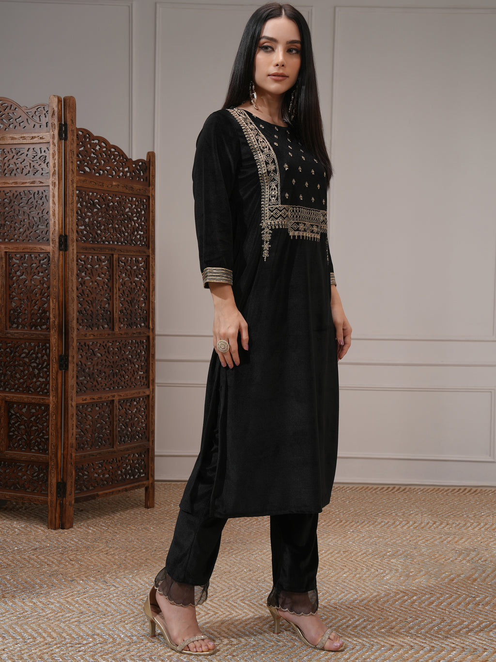 Vishudh Women Black Embroidered Kurta With Trouser And Dupatta - Black - Image 6