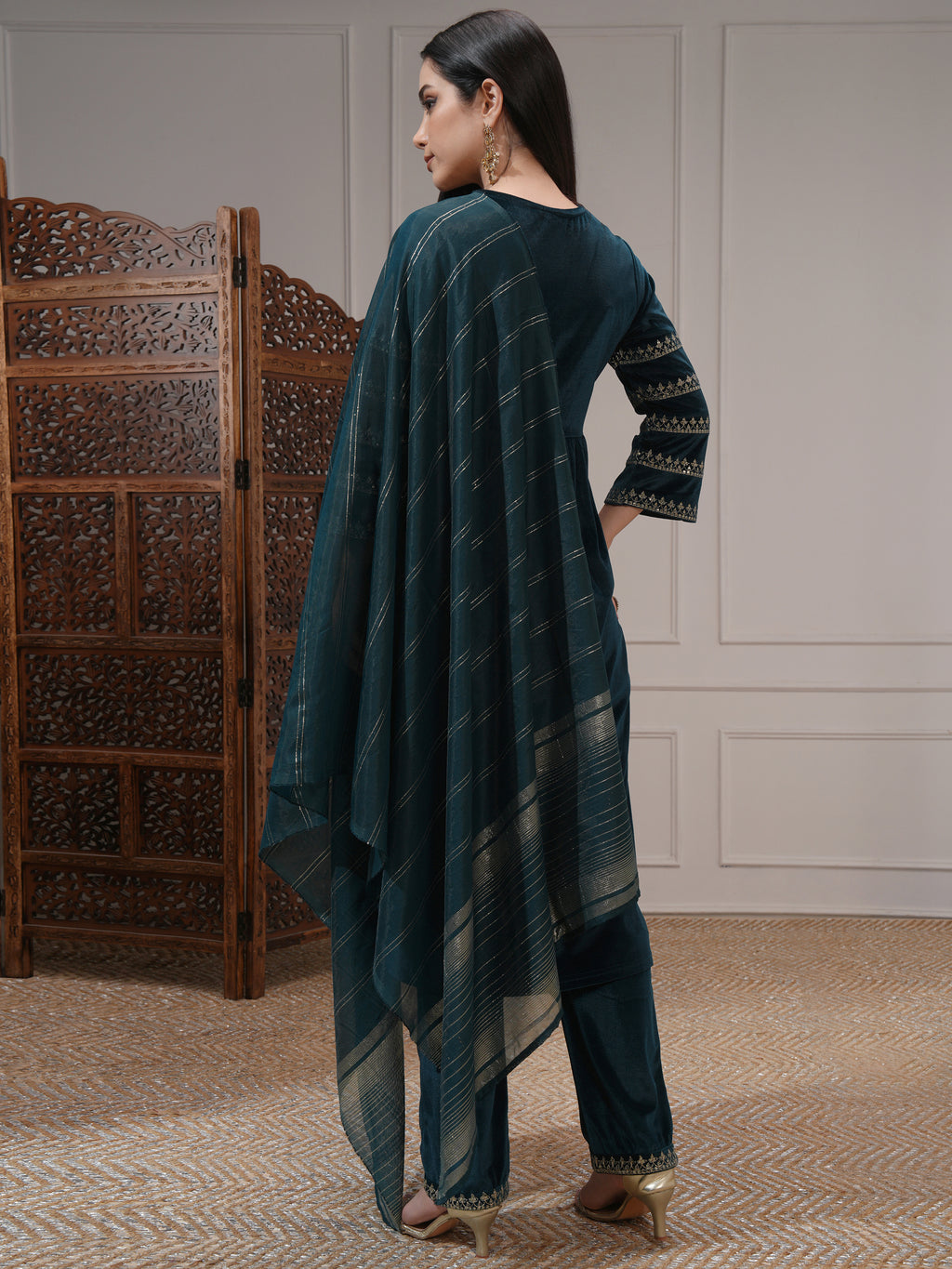 Vishudh Women Teal Women Kurta With Trousers And Dupatta - Teal - Image 3