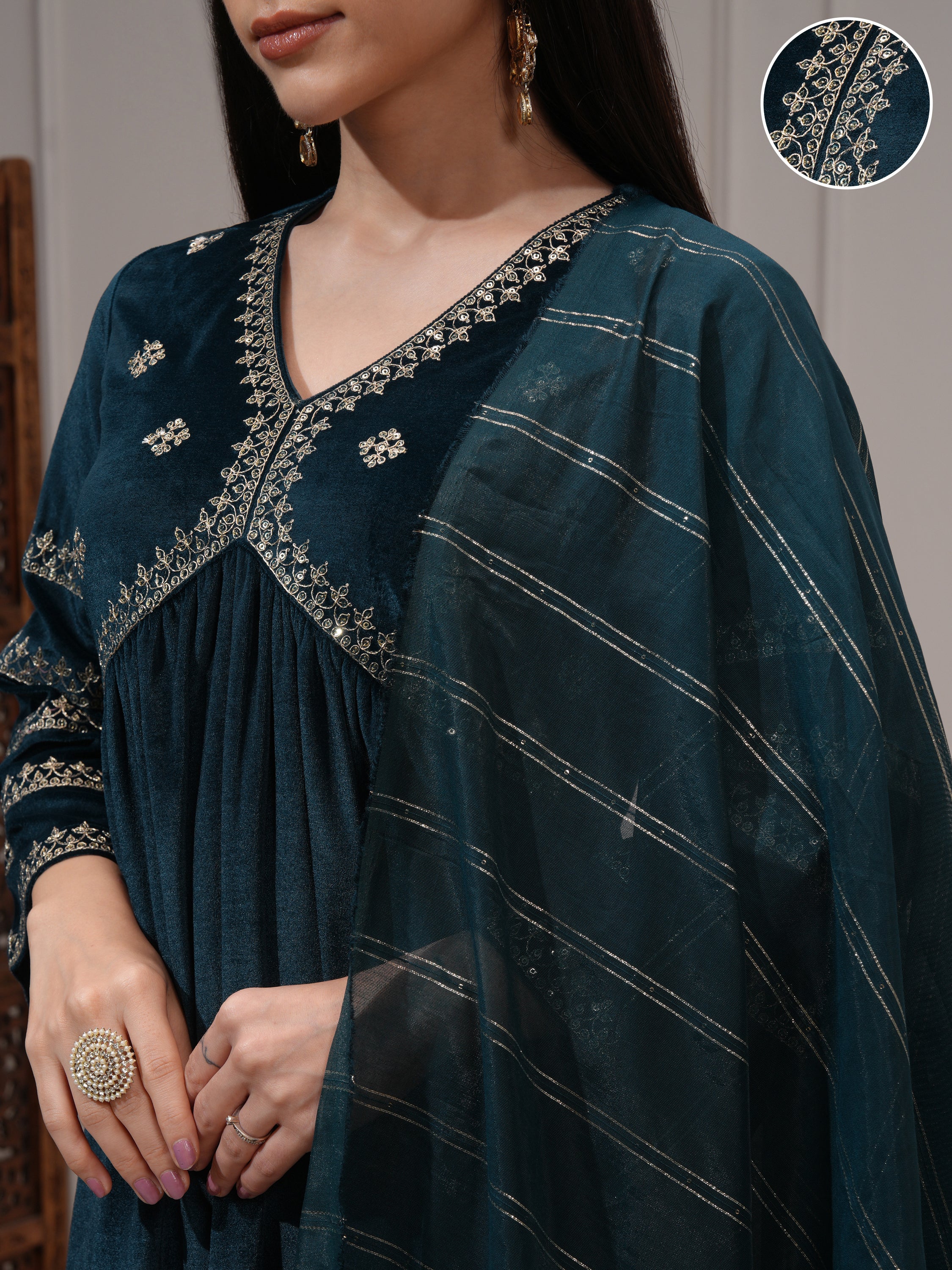 Vishudh Women Teal Women Kurta With Trousers And Dupatta - Teal - Image 5