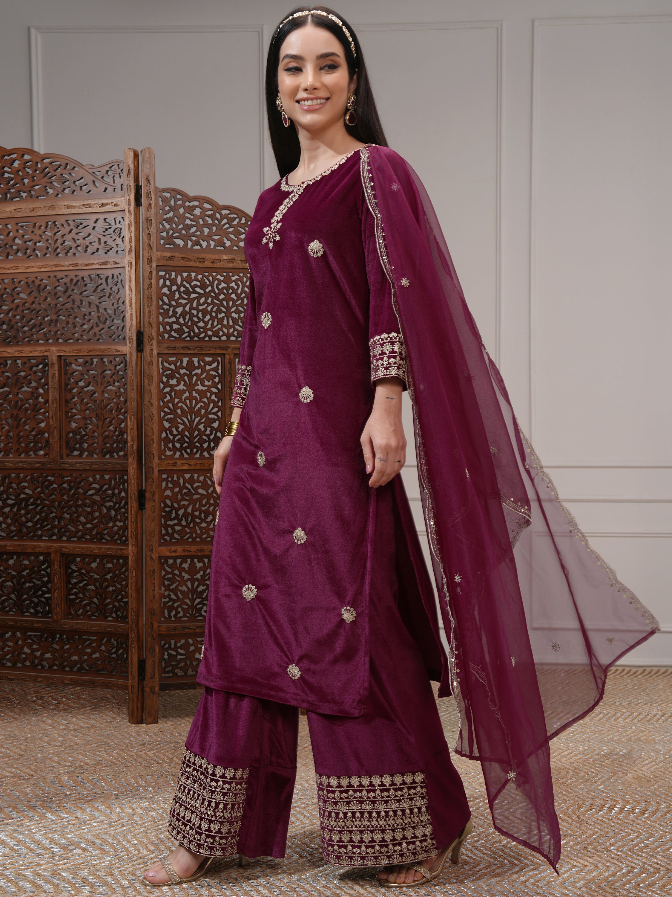 Vishudh Women Burgundy Women Kurta With Trousers And Dupatta - Burgundy - Image 4