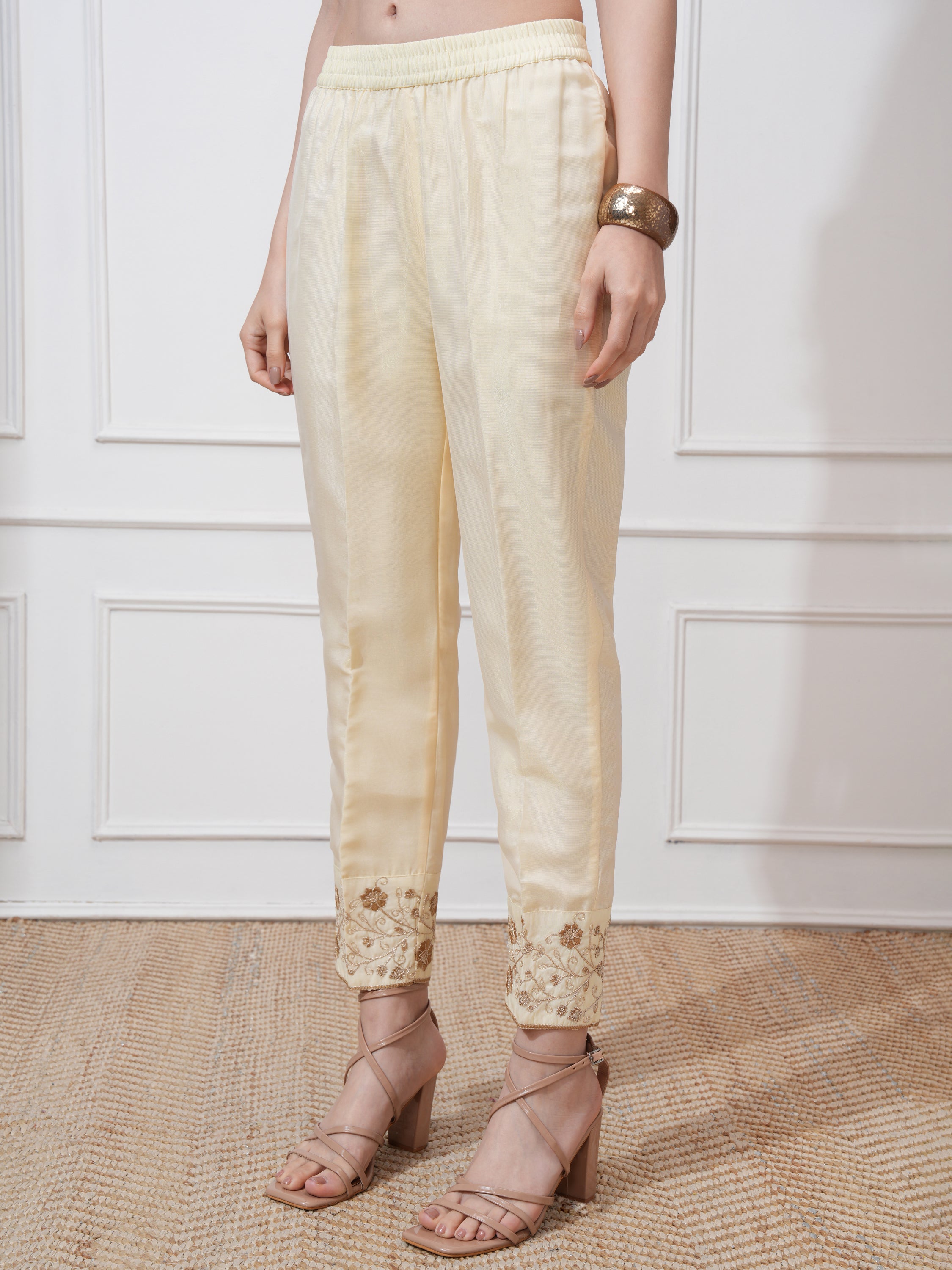 Vishudh Women Cream Kurta With Trouser And Dupatta - Cream - Image 7