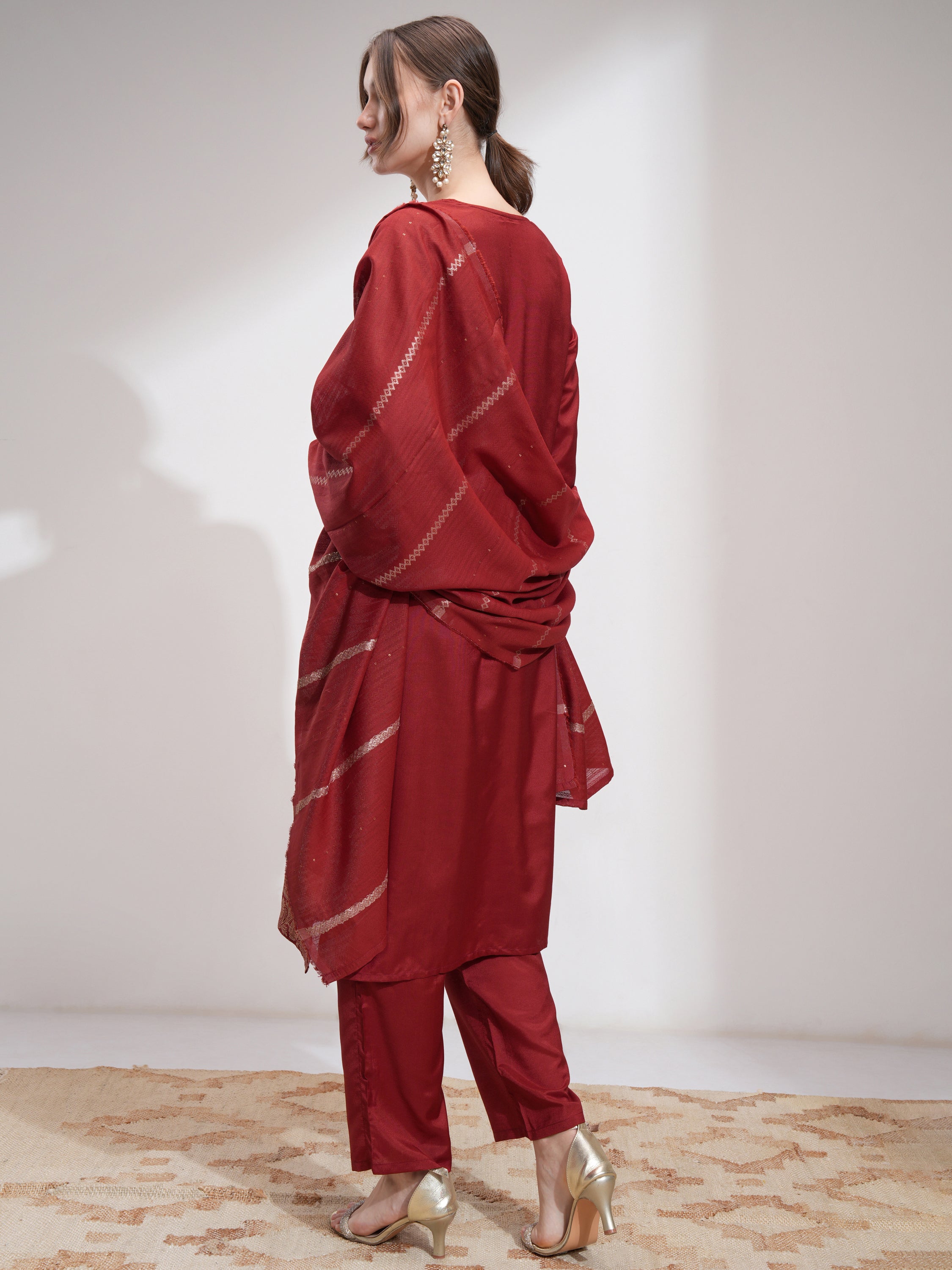 Vishudh Women Red Printed Kurta With Trouser And Dupatta - Red - Image 3