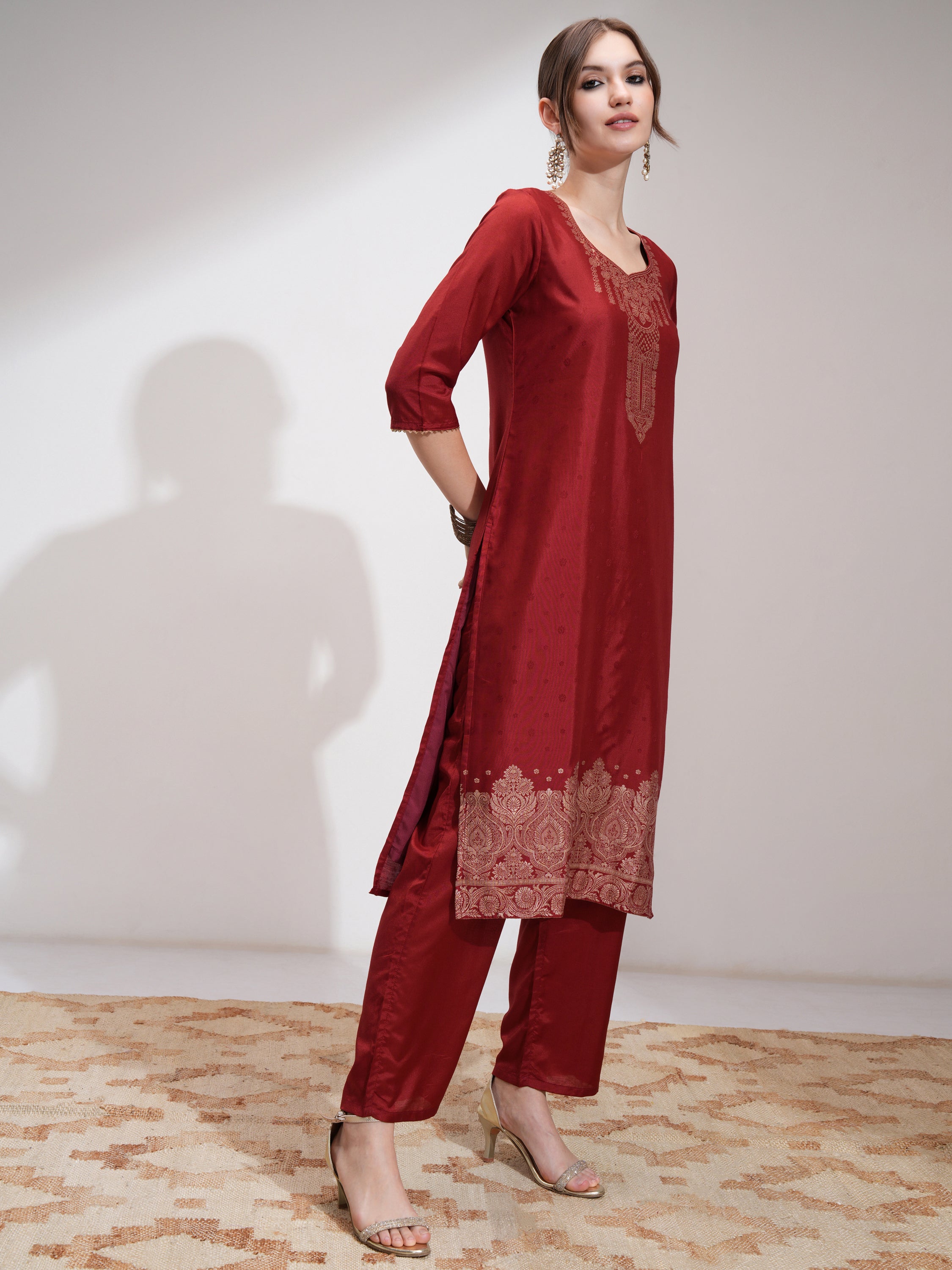 Vishudh Women Red Printed Kurta With Trouser And Dupatta - Red - Image 6
