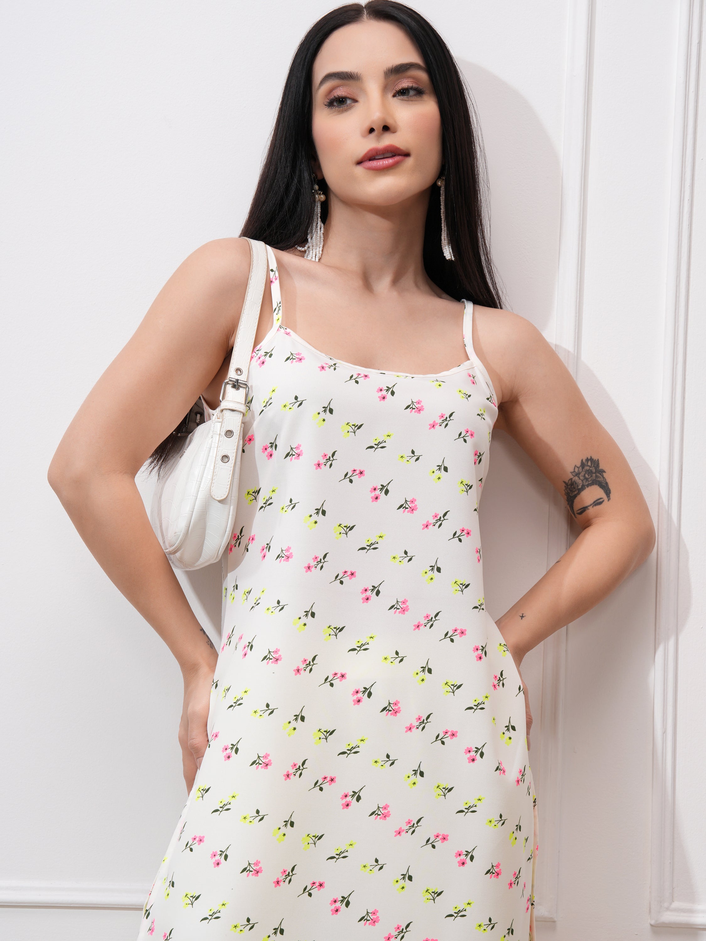 Vishudh Women Off White Printed Kurta With Palazzos - Off White - Image 1