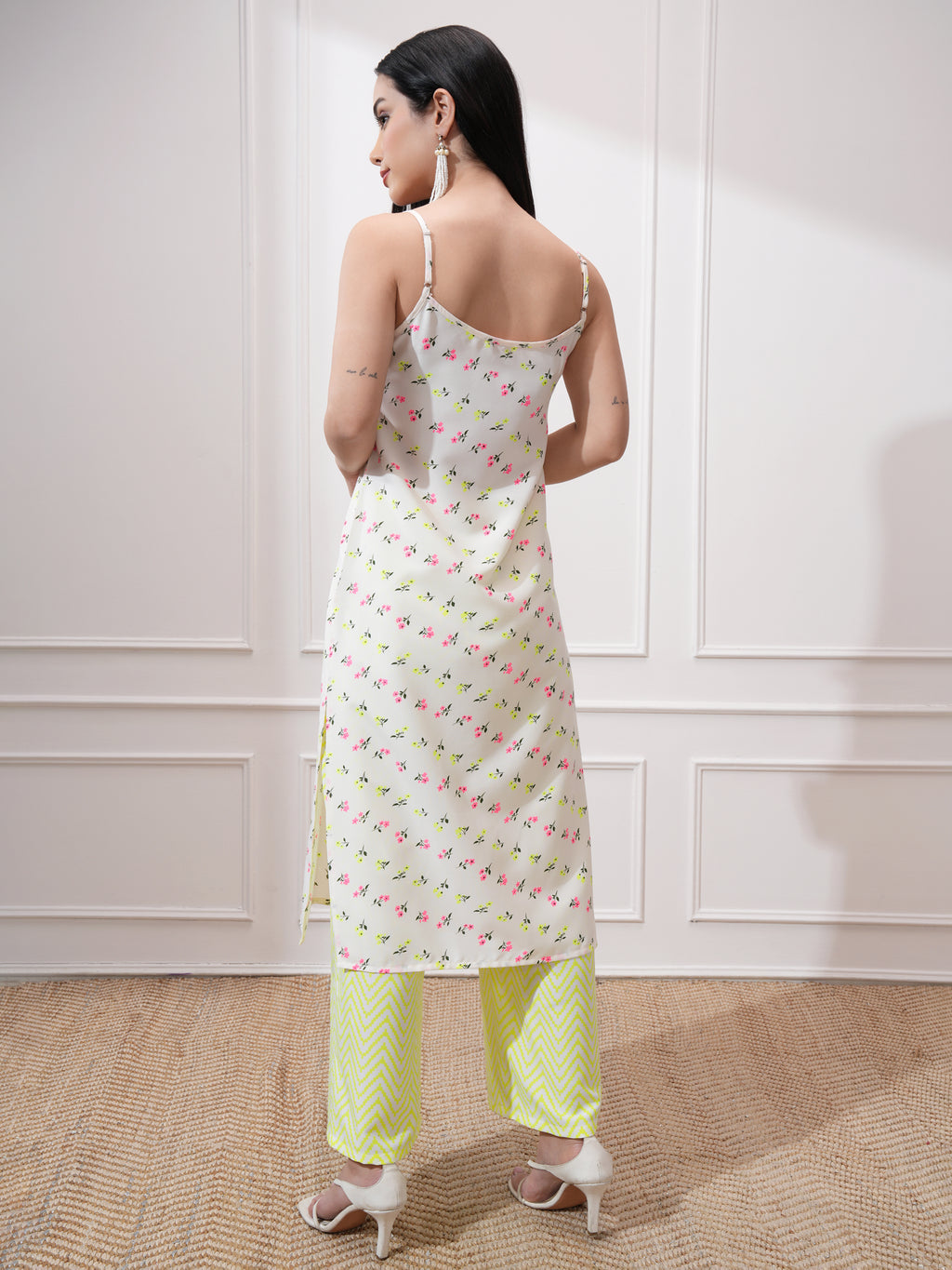 Vishudh Women Off White Printed Kurta With Palazzos - Off White - Image 3