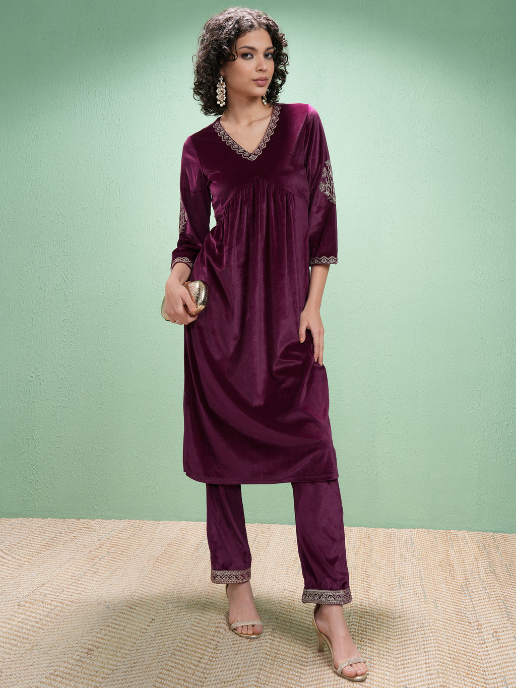 Vishudh Women Purple Embroidered Kurta With Trouser - Purple - Image 2