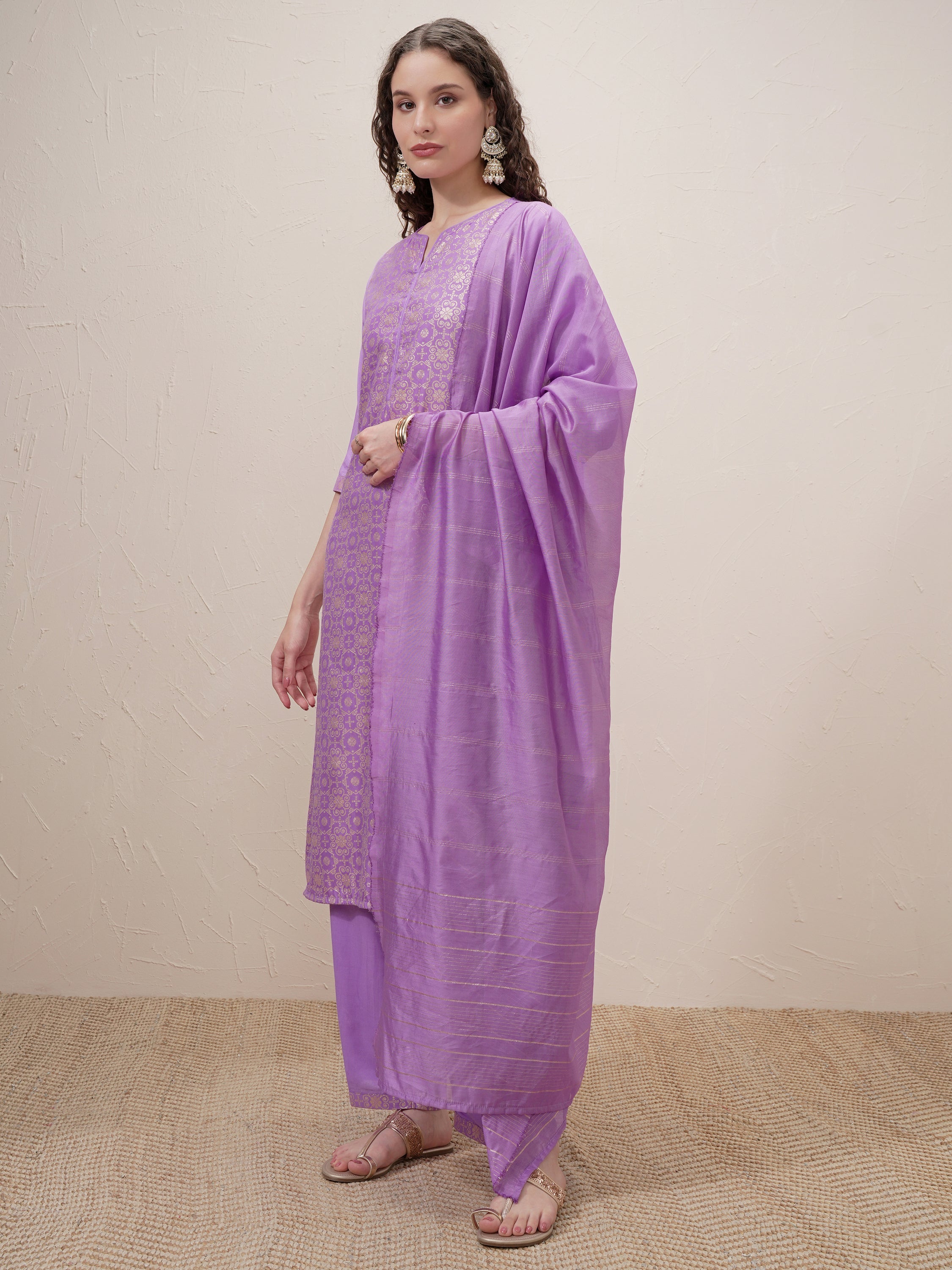 Vishudh Women Lavender Printed Kurta With Trouser And Dupatta - Lavender - Image 4