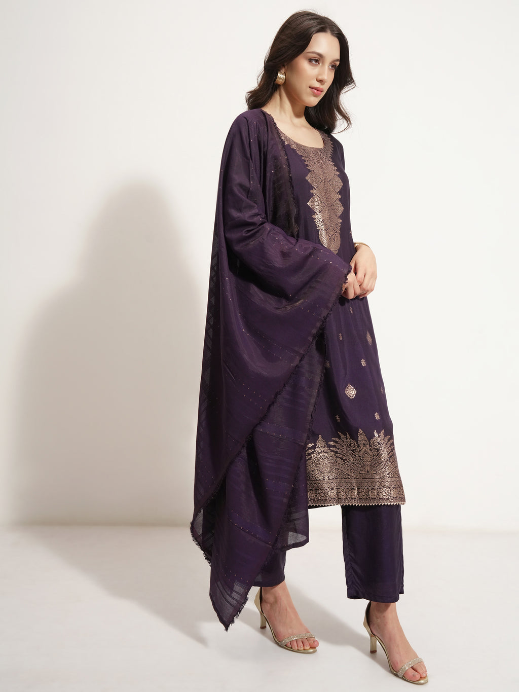 Vishudh Women Purple Printed Kurta With Trouser And Dupatta - Purple - Image 6