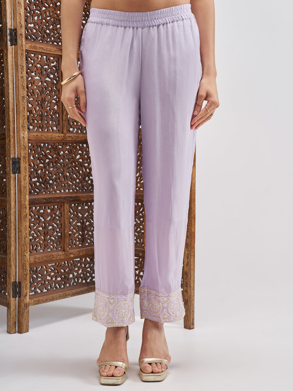 Vishudh Women Lavender Embroidered Kurta And Trouser With Dupatta - Lavender - Image 7