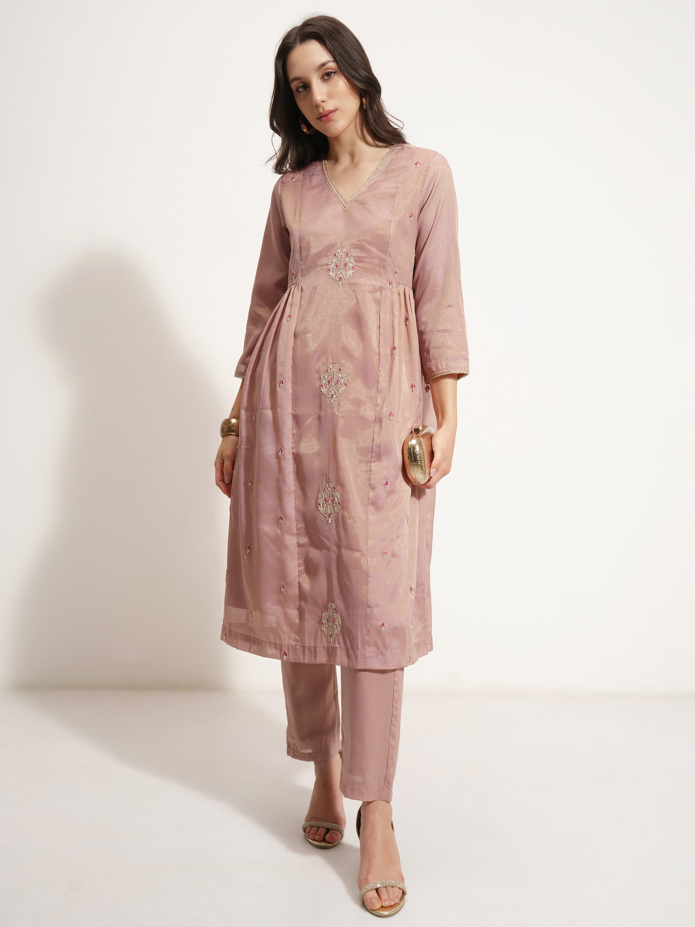 Vishudh Women Pink Embroidered Kurta With Trouser - Pink - Image 2