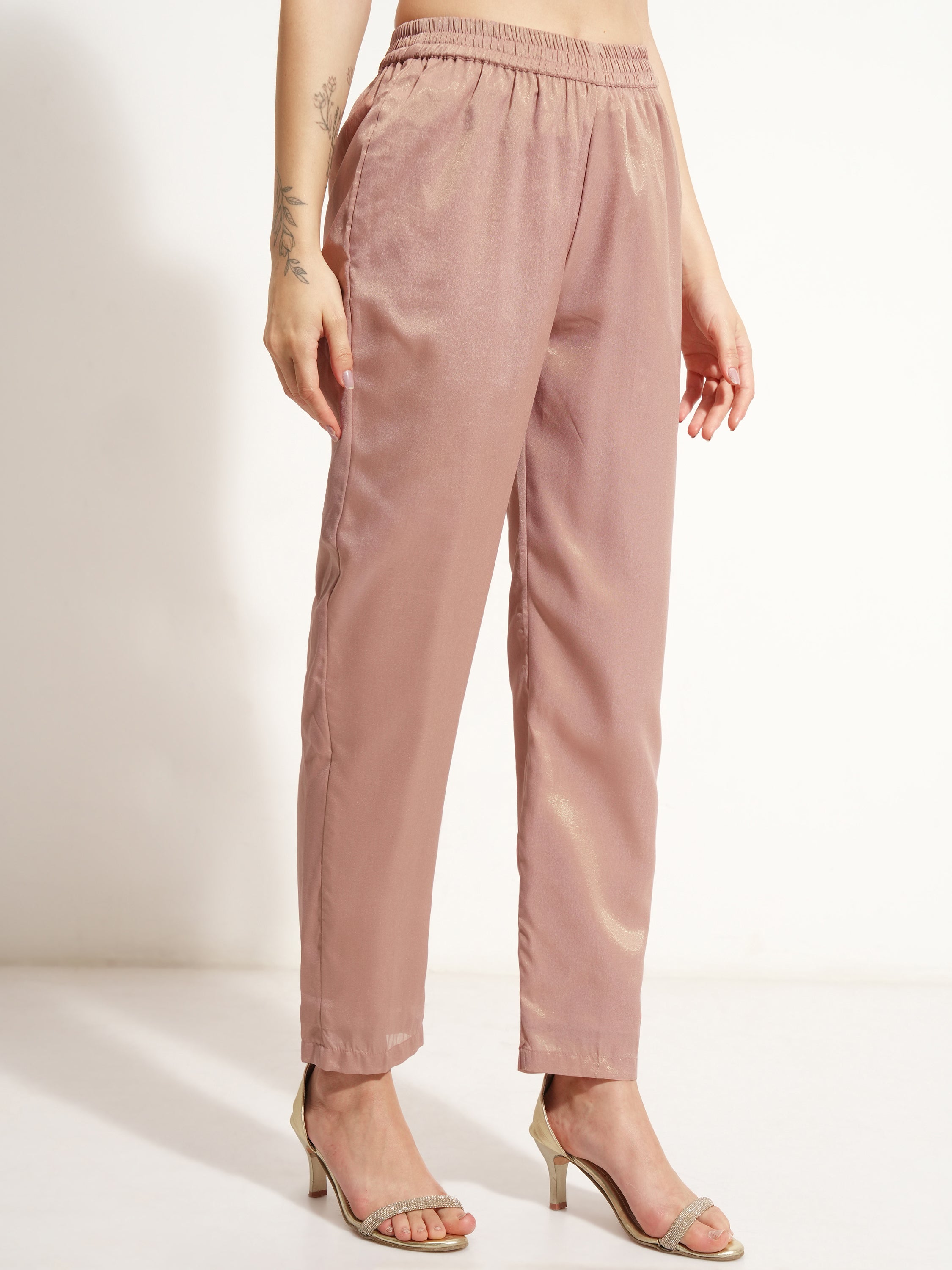 Vishudh Women Pink Embroidered Kurta With Trouser - Pink - Image 7