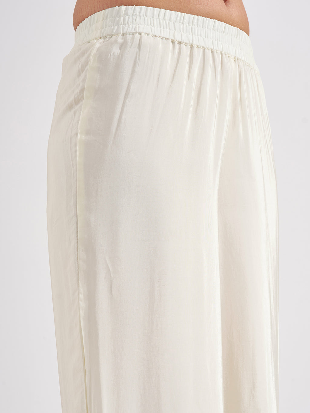 Vishudh Women Off White Embroidered Kurta And Trouser With Dupatta
